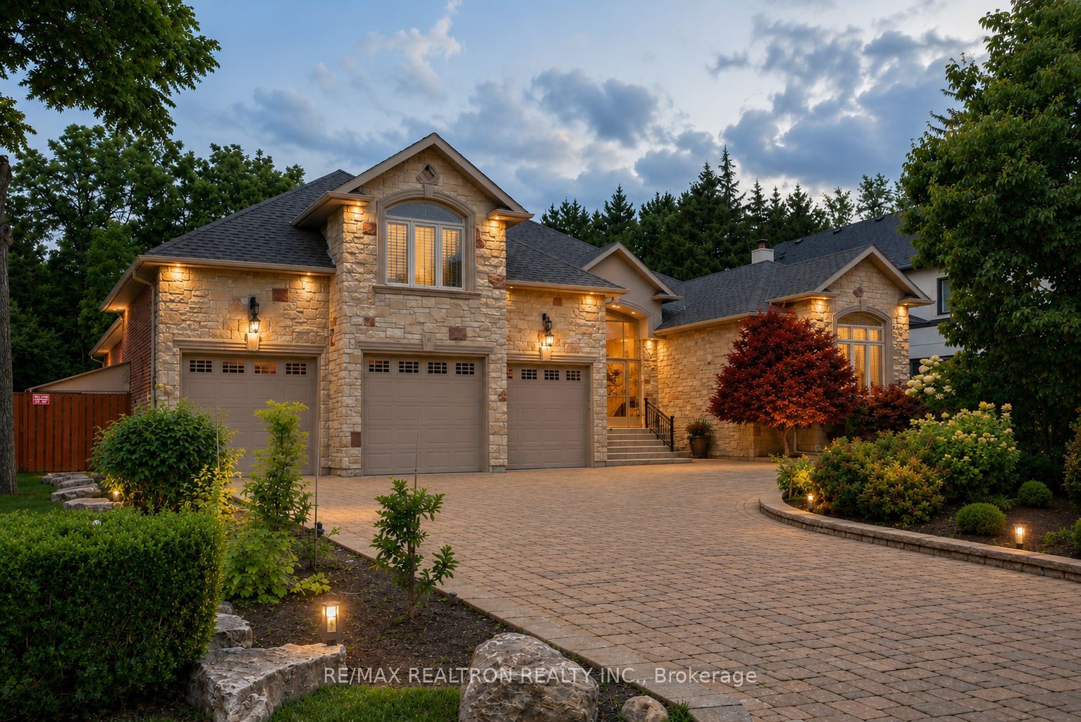 16 Boyle Drive, Richmond Hill, ON L4C 6C9 photo 4