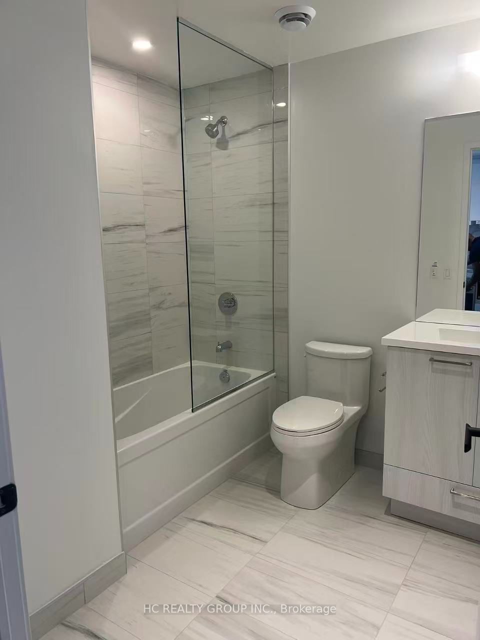 225 Commerce Street 6307, Vaughan, ON L4K 0P9 photo 4