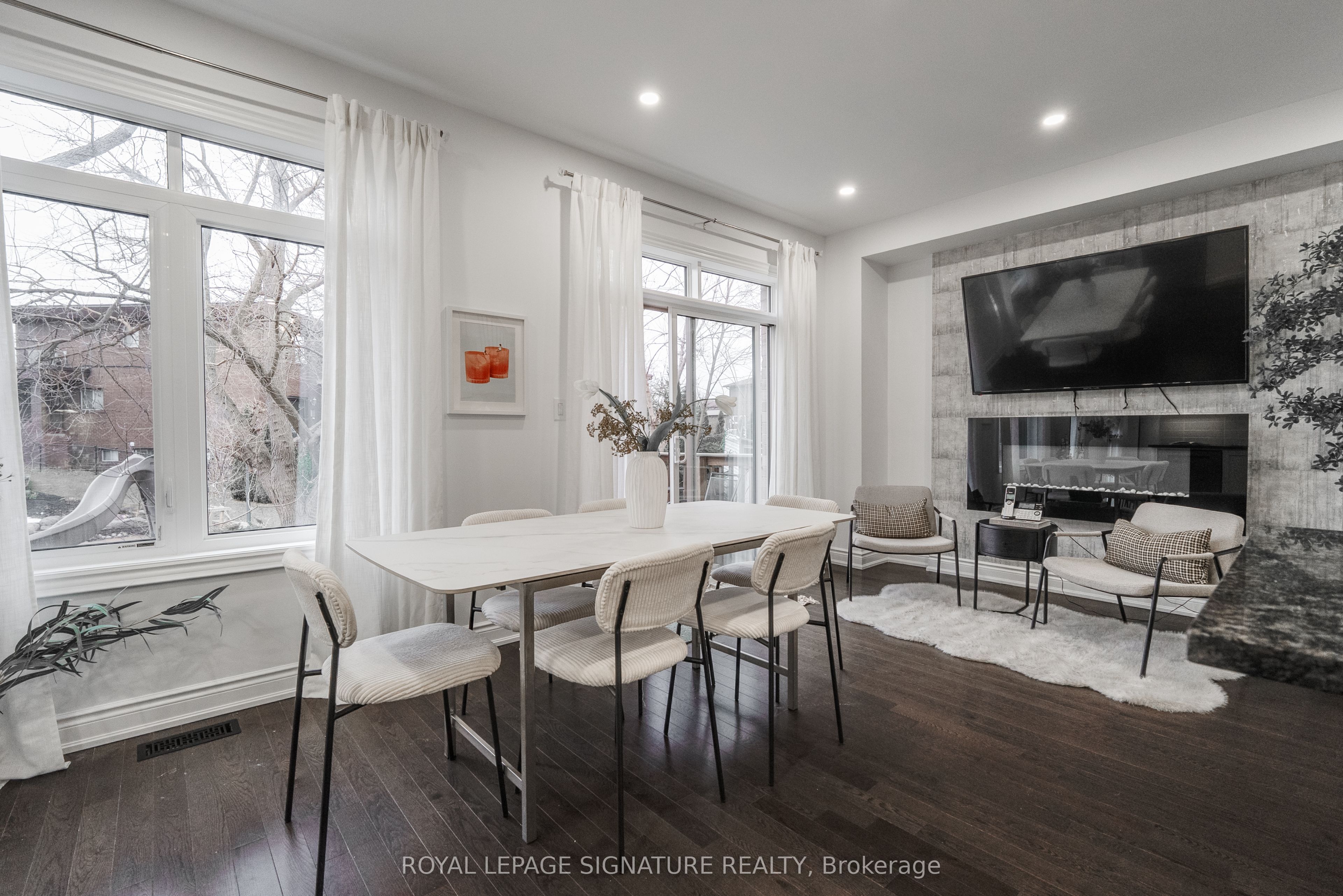 14 Queen Mary Court, Vaughan, ON L4L 0H9 photo 5