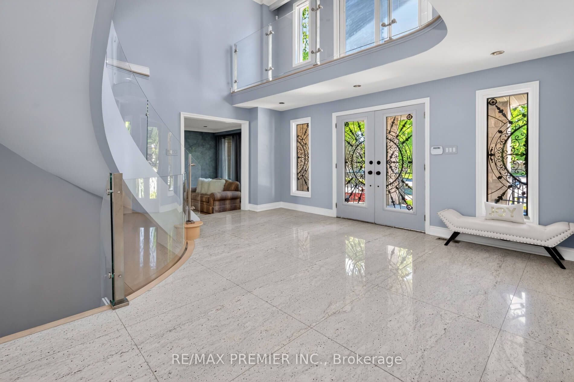 35 Lorengate Place, Vaughan, ON L4L 2Y4 photo 3