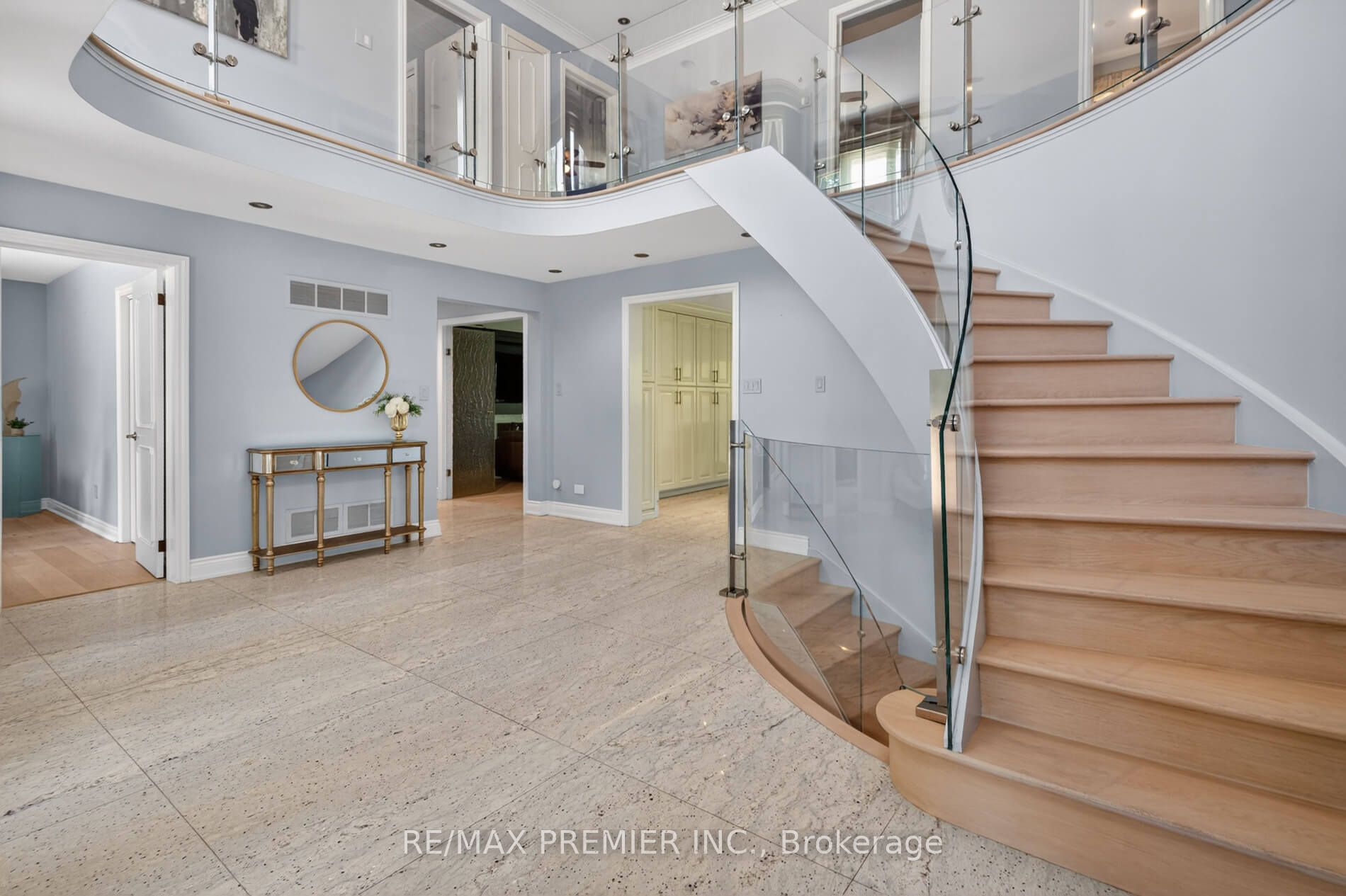35 Lorengate Place, Vaughan, ON L4L 2Y4 photo 4