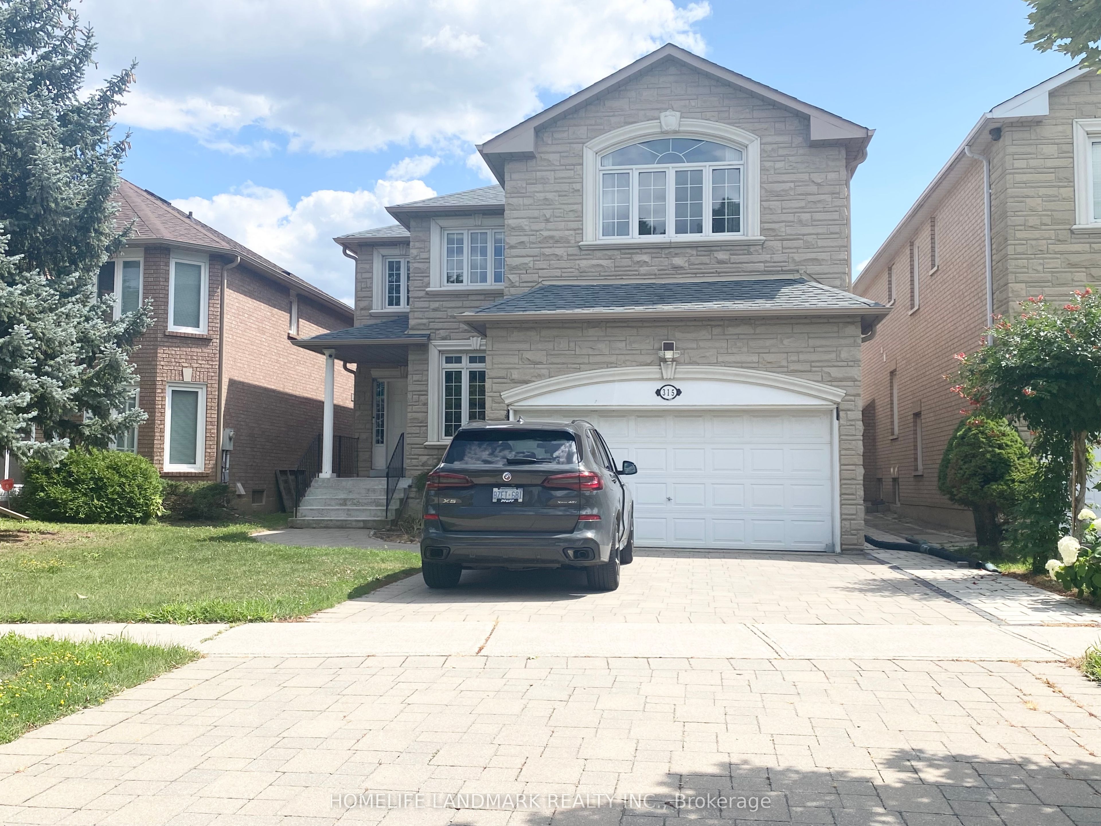 315 Weldrick Road, Richmond Hill, ON L4C 0A7