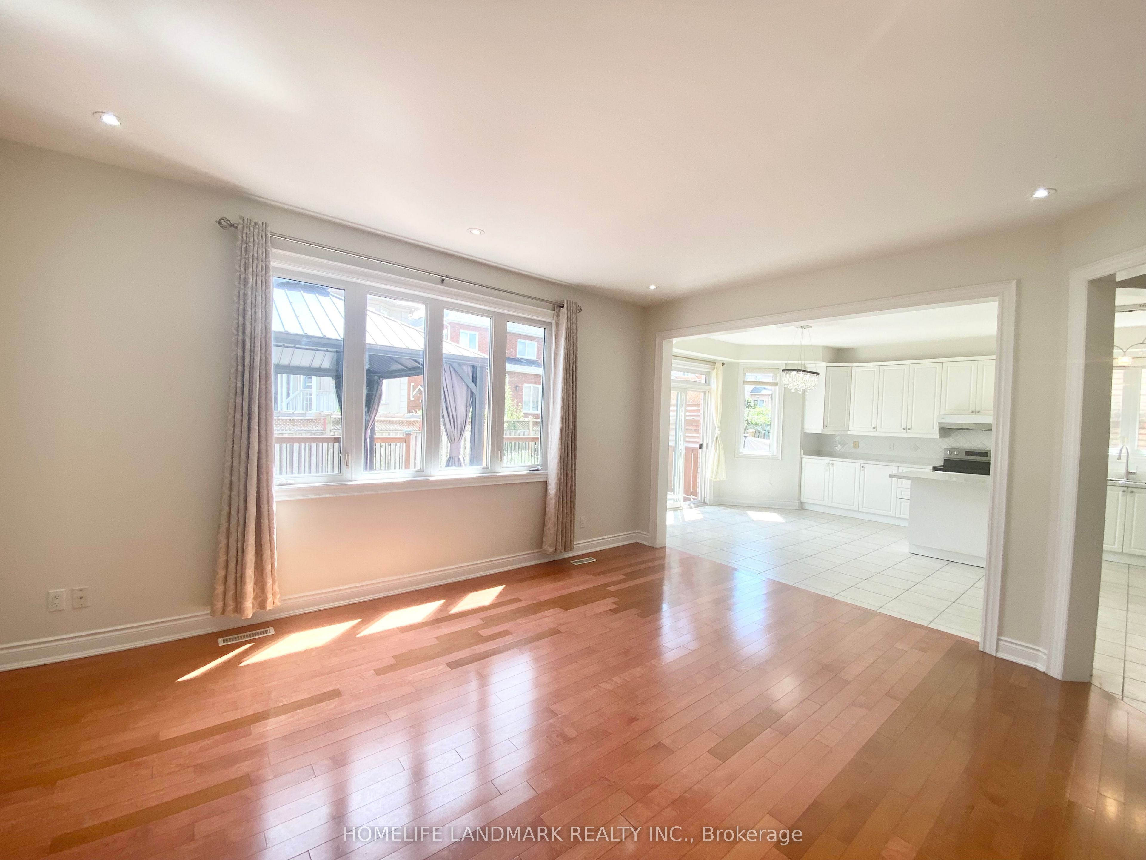 315 Weldrick Road, Richmond Hill, ON L4C 0A7 photo 3