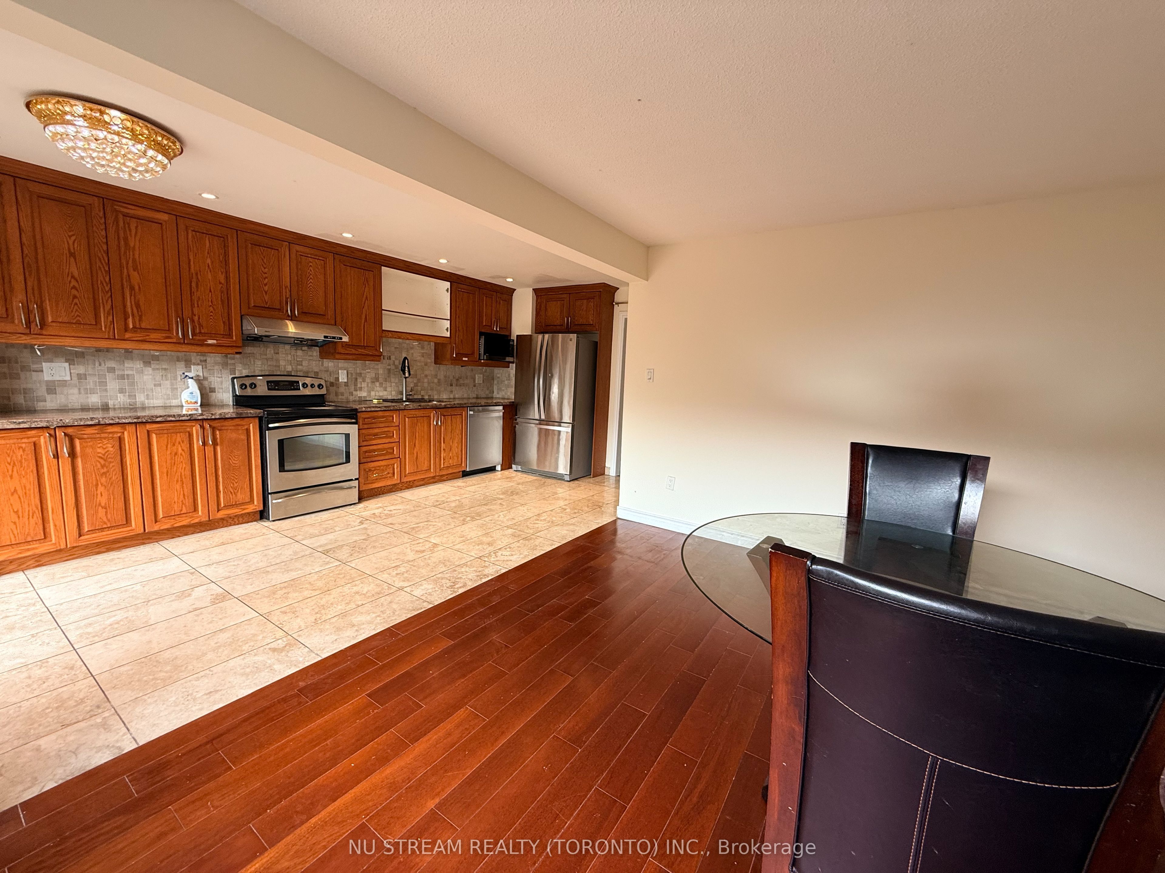 74 William Honey Crescent, Markham, ON L3S 2M1 photo 4