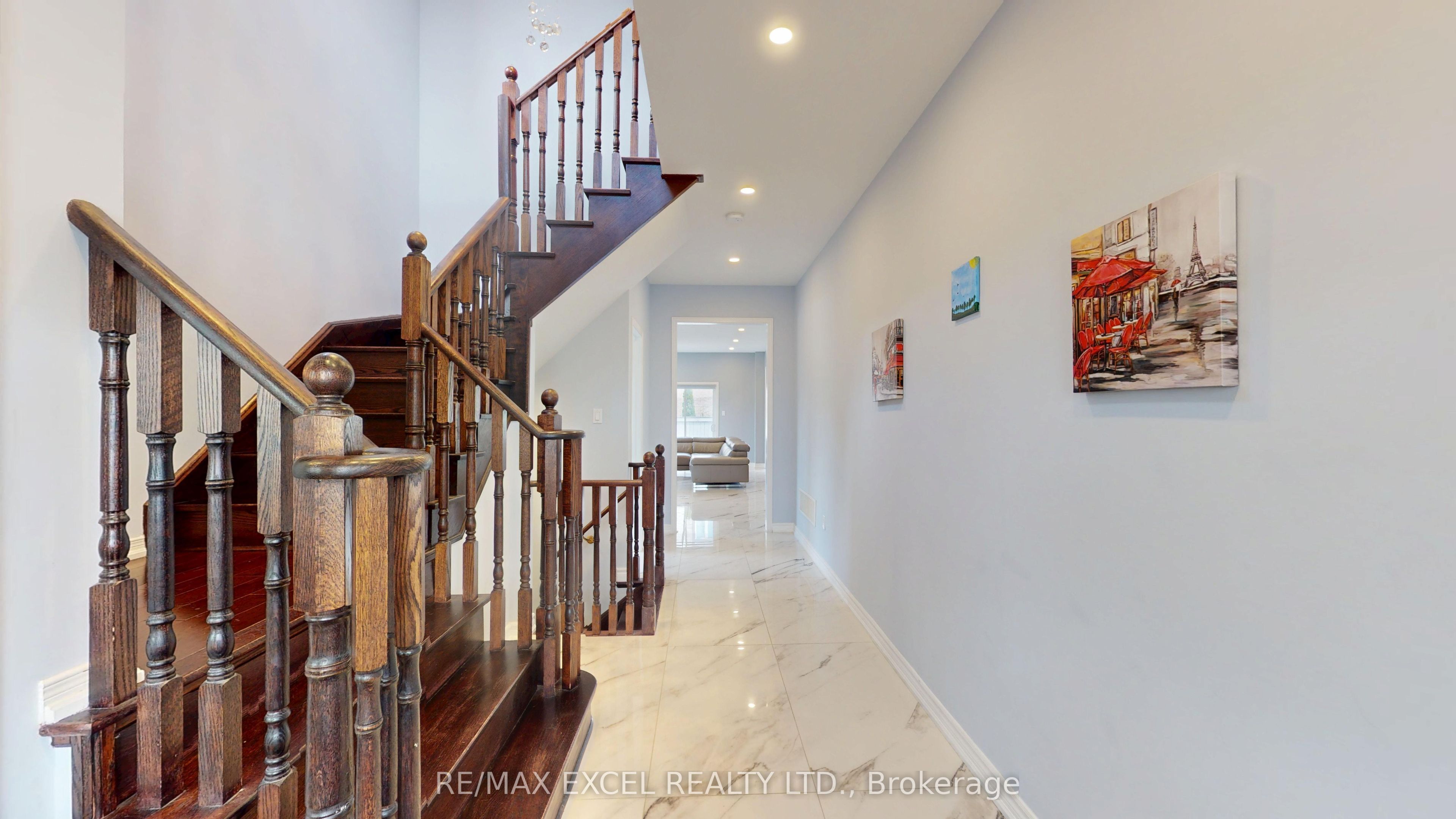 221 Delbert Circle, Whitchurch-Stouffville, ON L4A 0Y7 photo 3