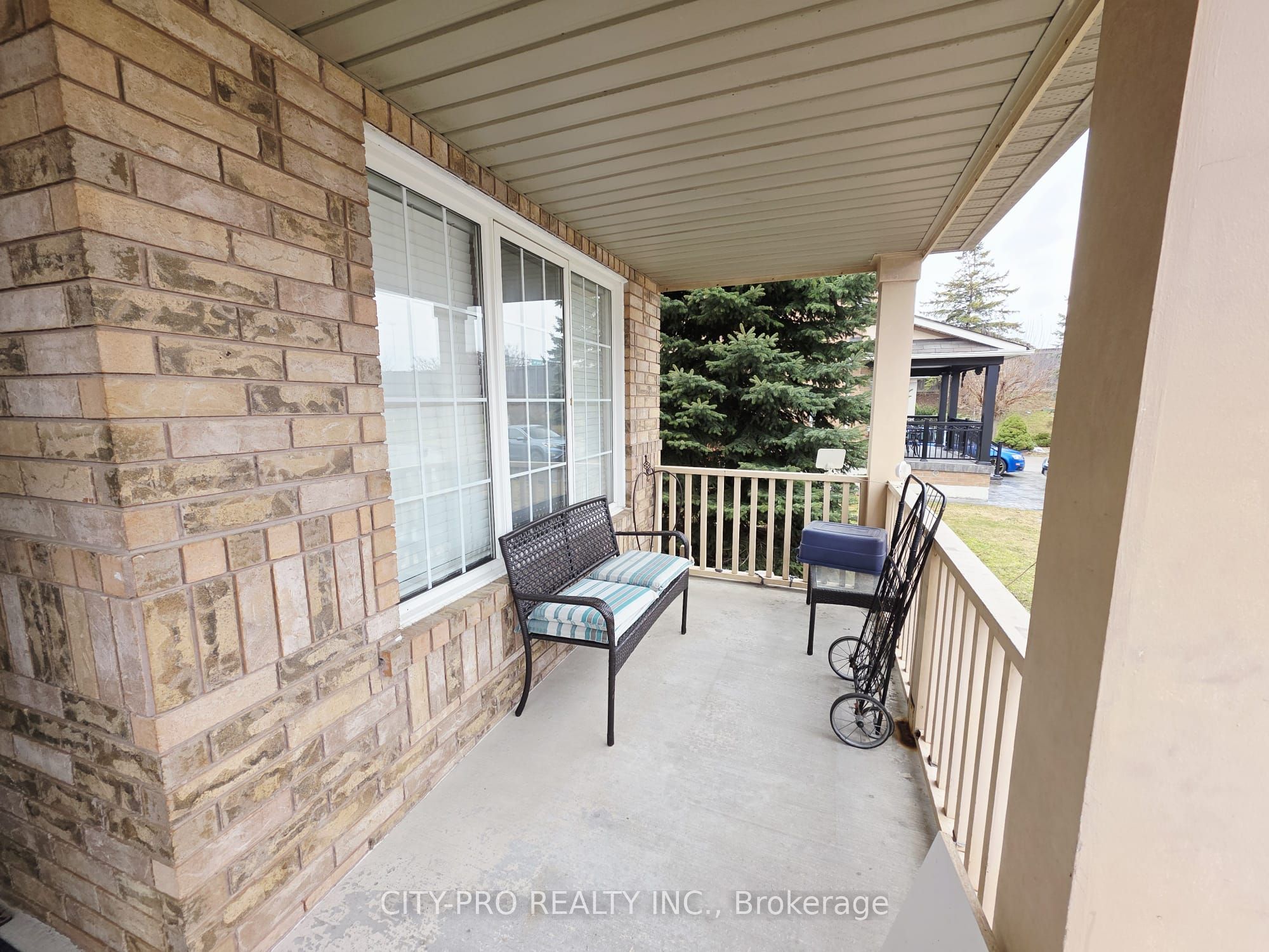 69 Mainland Crescent, Vaughan, ON L6A 3G4 photo 4