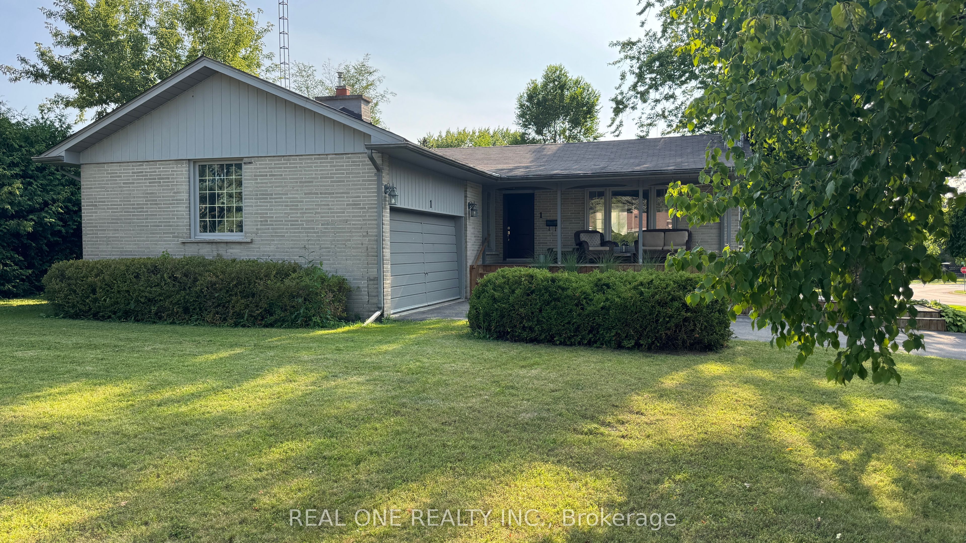 1 Silkstone Gate, Richmond Hill, ON L4C 6V7 photo 4