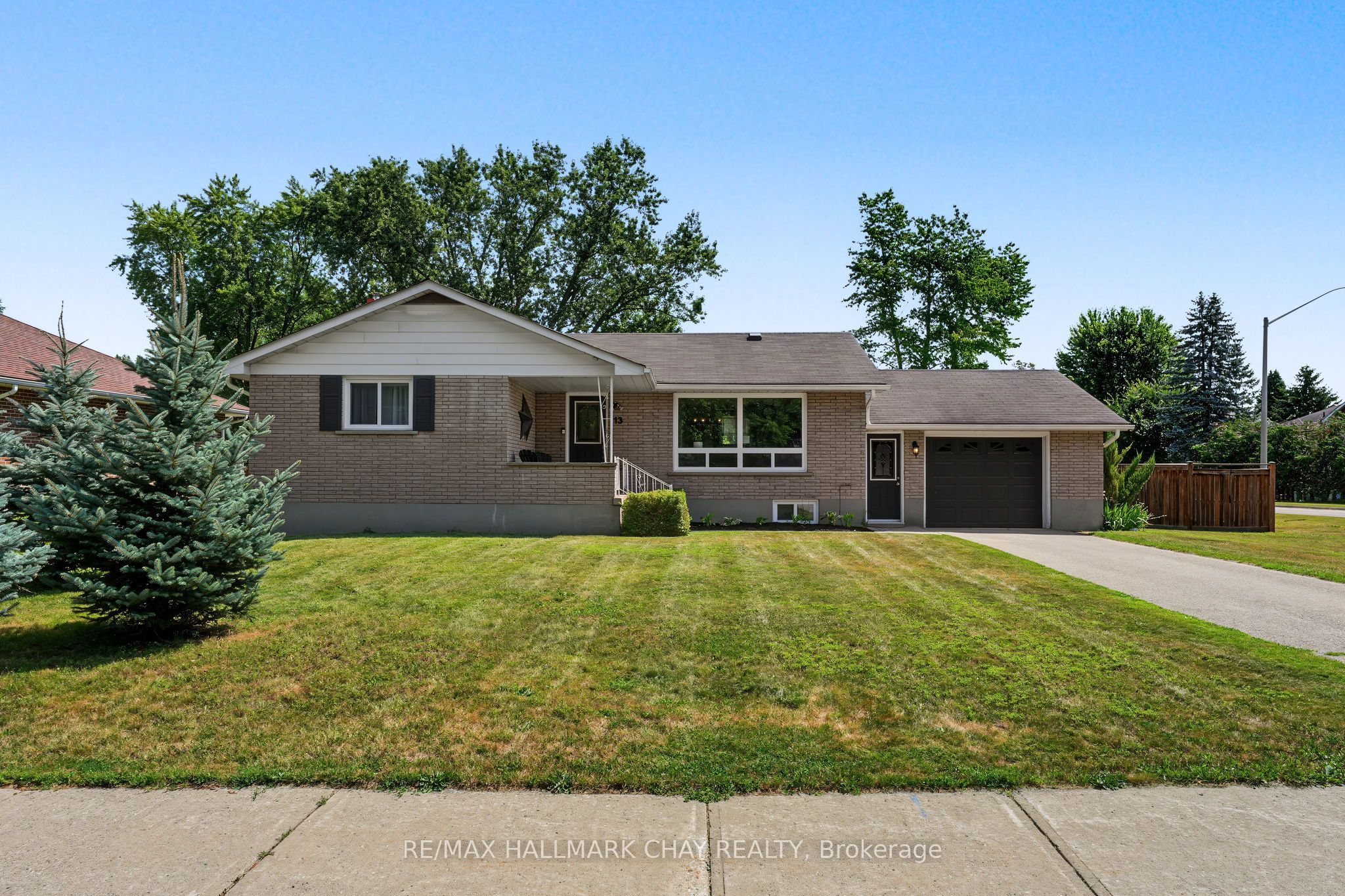13 Downey Avenue, New Tecumseth, ON L9R 1J7 photo 3