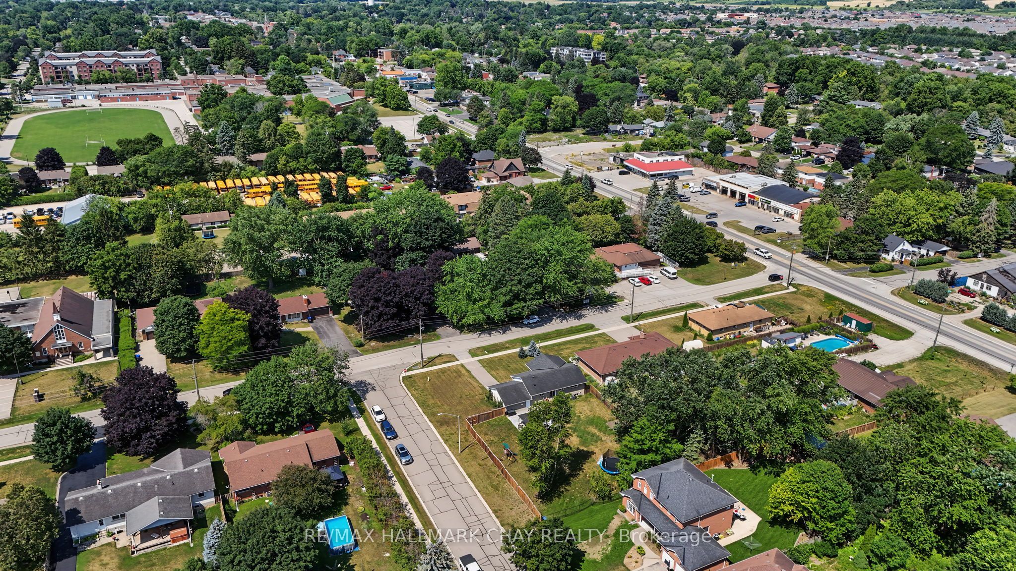 13 Downey Avenue, New Tecumseth, ON L9R 1J7 photo 4