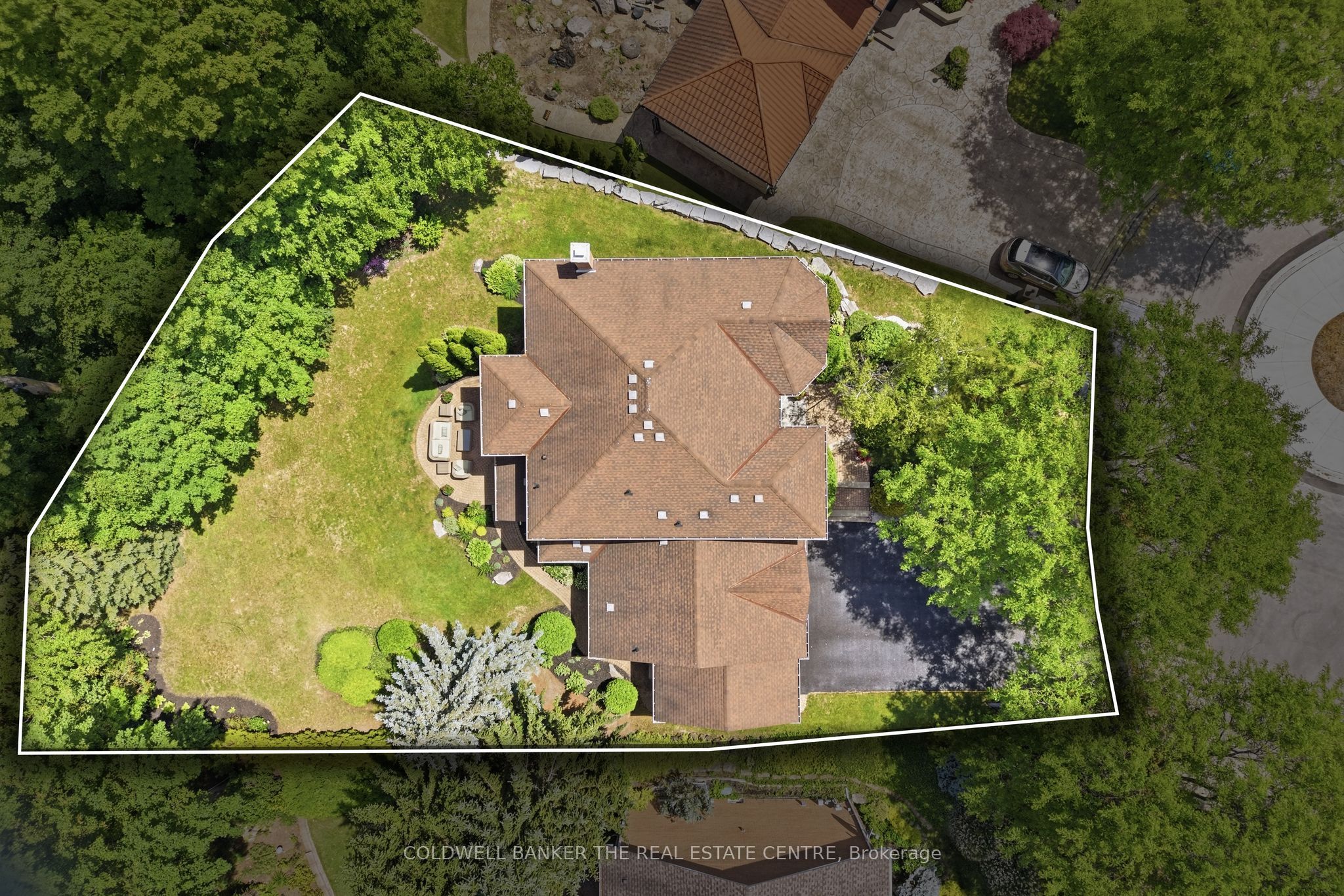 49 Falling Leaf Court, Aurora, ON L4G 6K6 photo 4