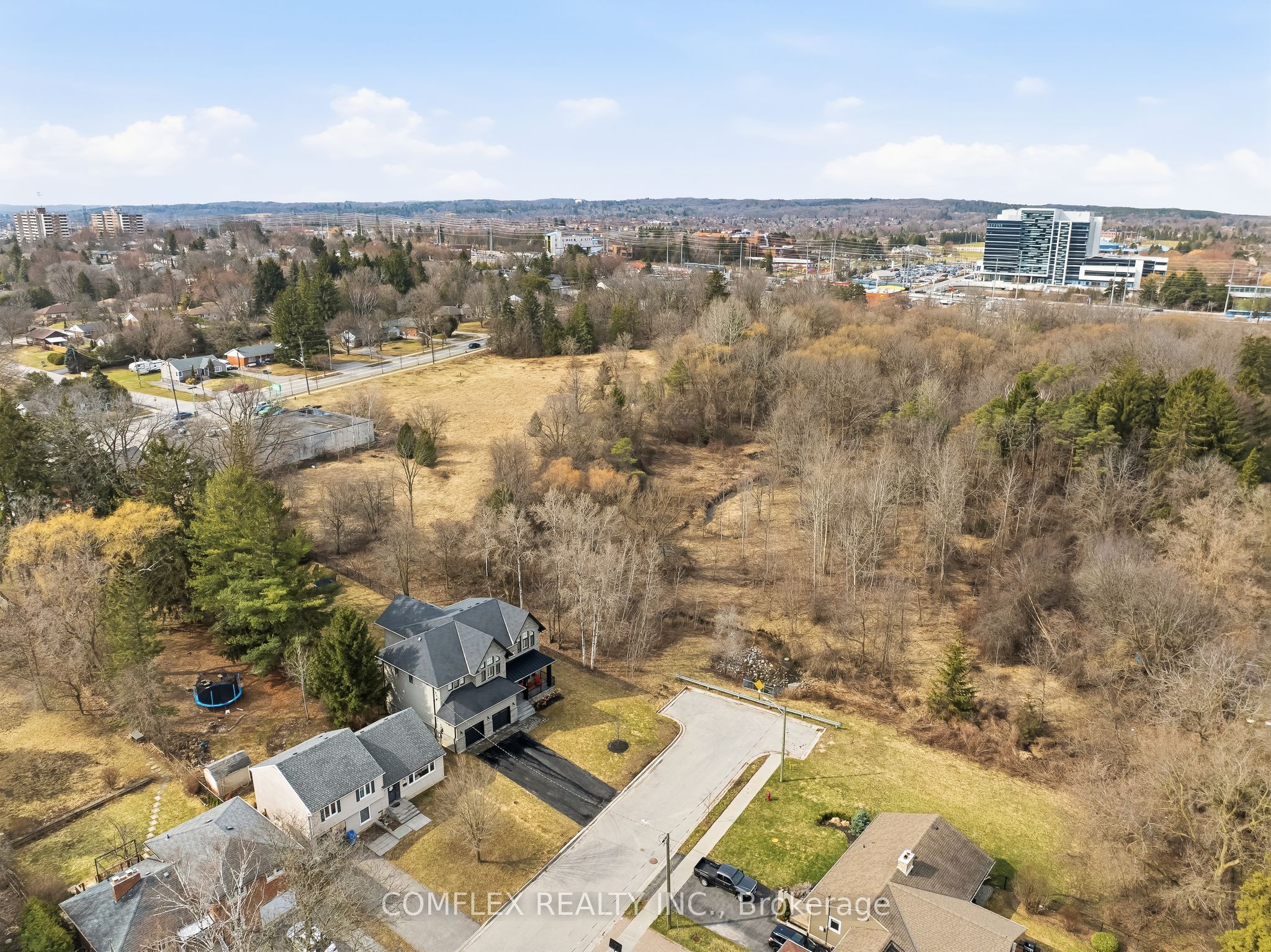 108 Avenue Road, Newmarket, ON L3Y 1N3 photo 4