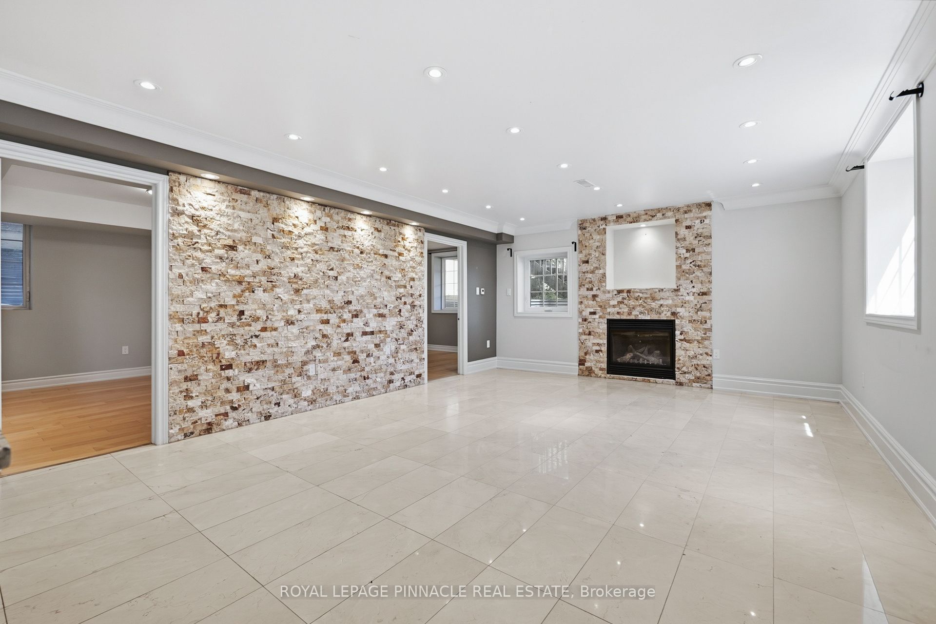 98 Ner Israel Drive Basement, Vaughan, ON L4J 9L1 photo 3