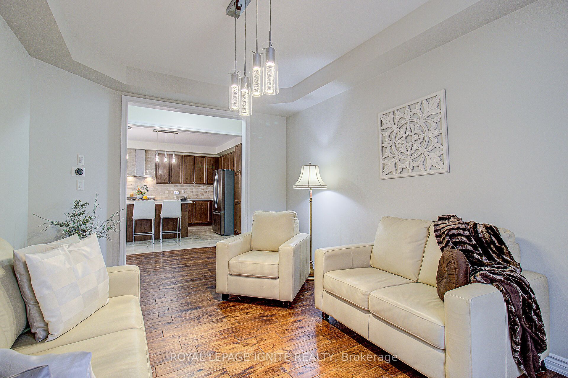 19 Hackett Street, New Tecumseth, ON L9R 0G9 photo 4