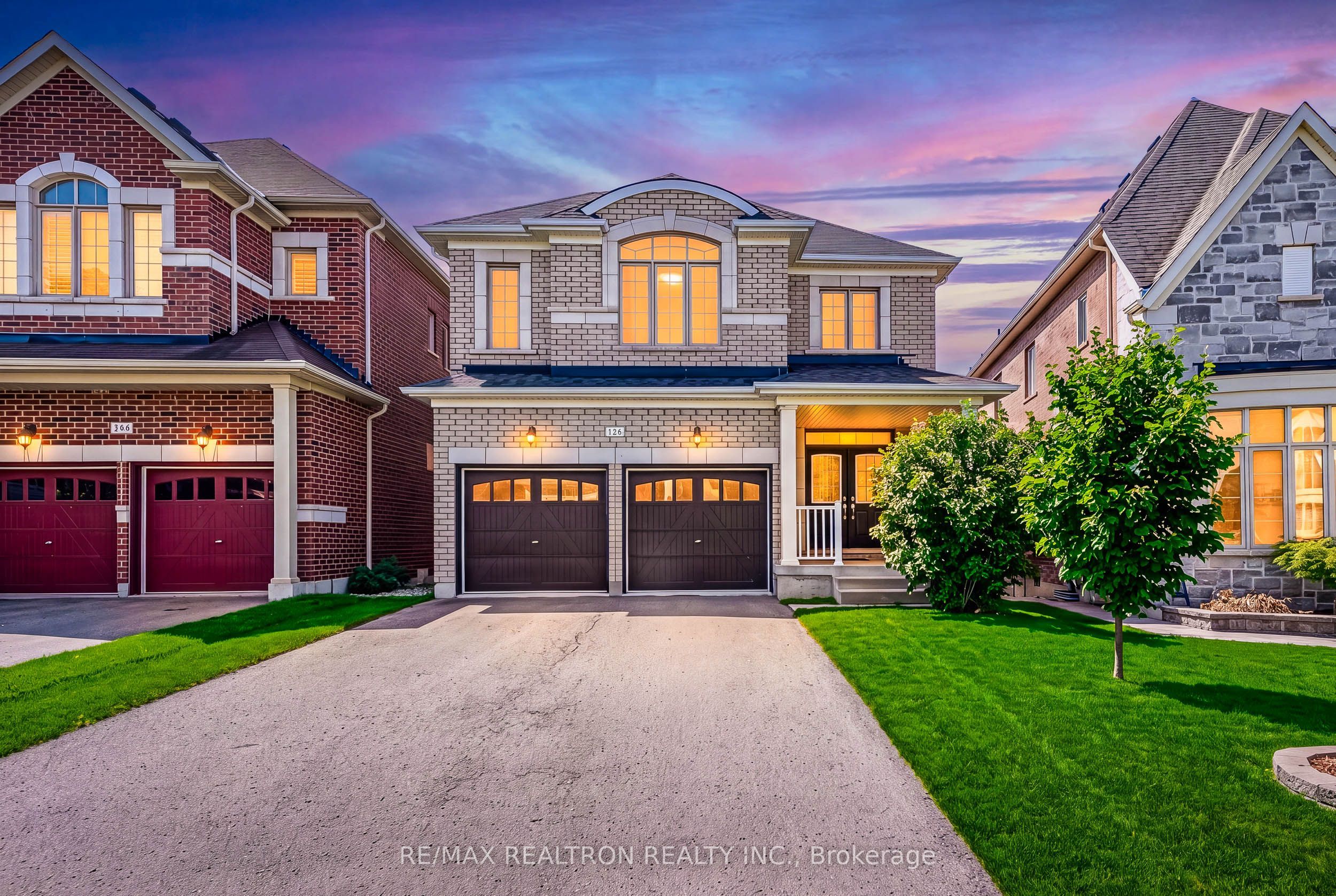 126 Crane Street, Aurora, ON L4G 0W2