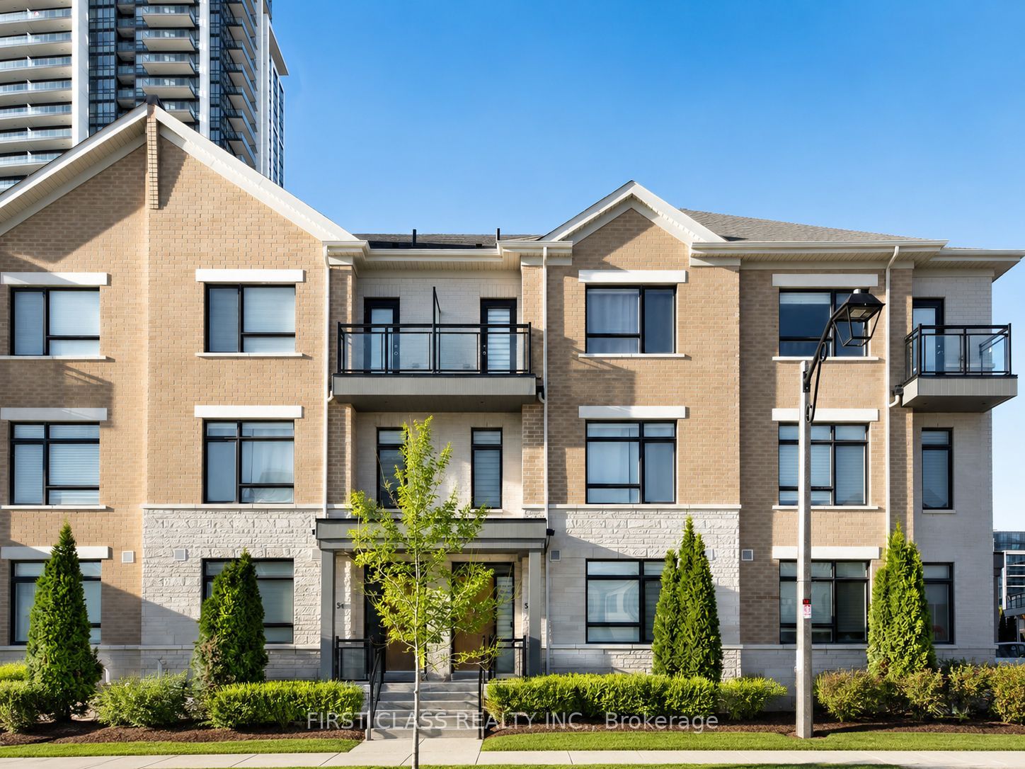 56 S Active Road, Markham, ON L3T 0G2 photo 2