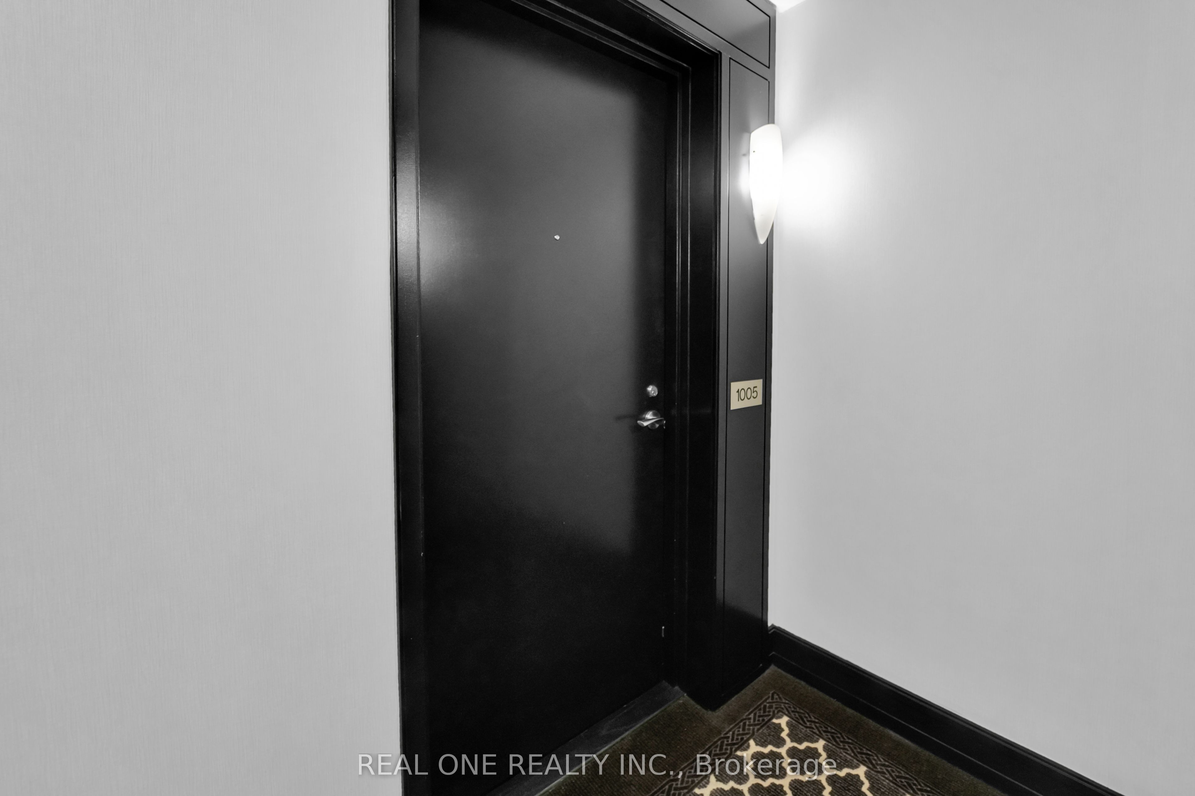 30 North Park Road 1005, Vaughan, ON L4J 0G6 photo 4