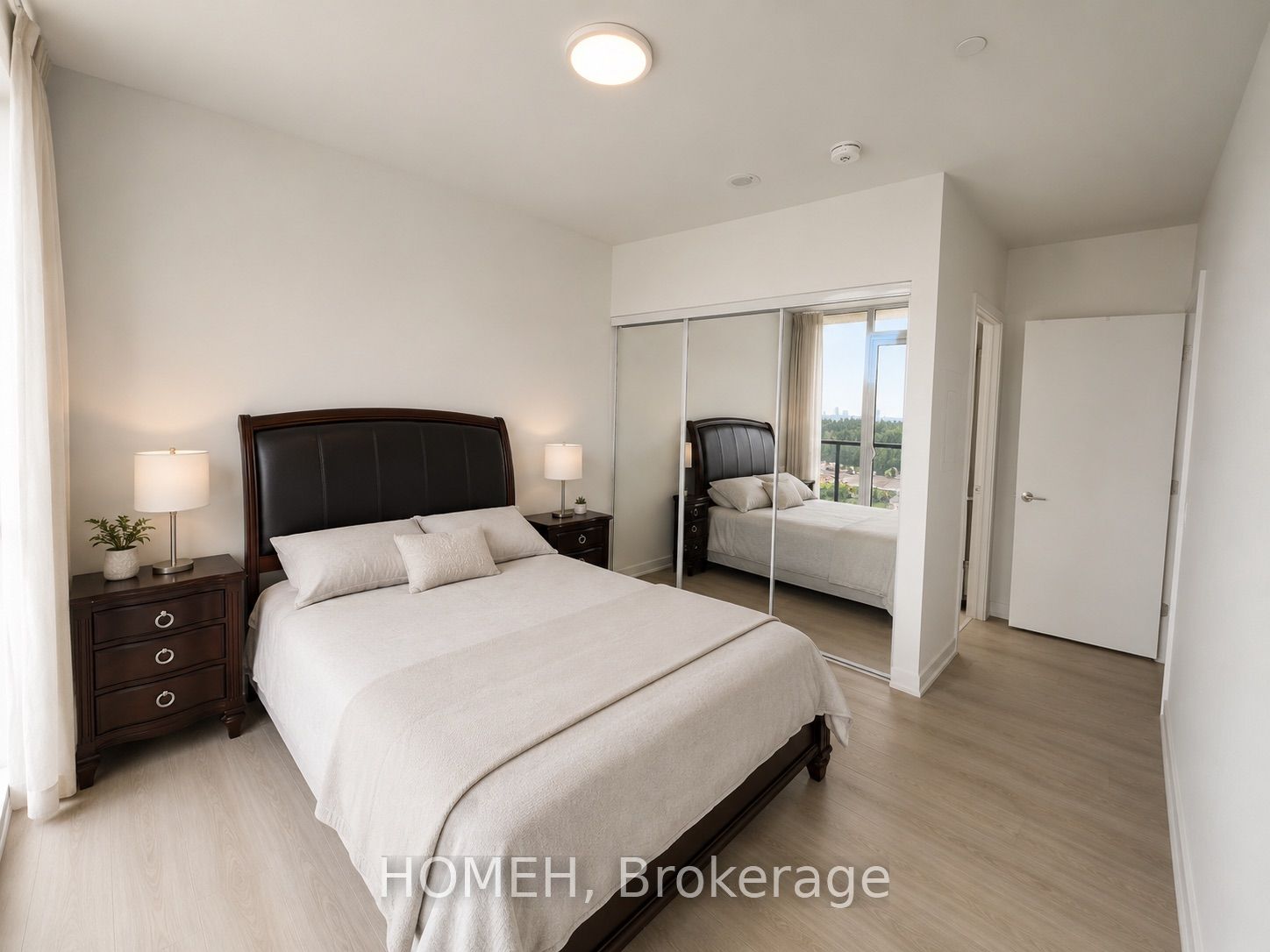 8188 Yonge Street 919, Vaughan, ON L4J 0M2 photo 5