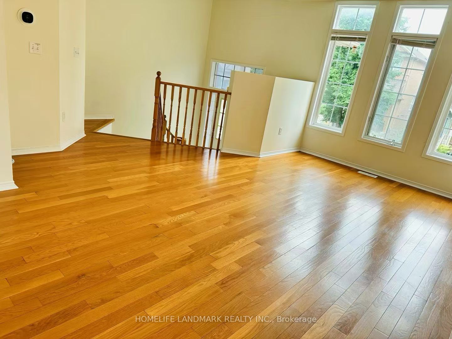 19 Fairlawn Avenue, Markham, ON L6C 2E7 photo 4