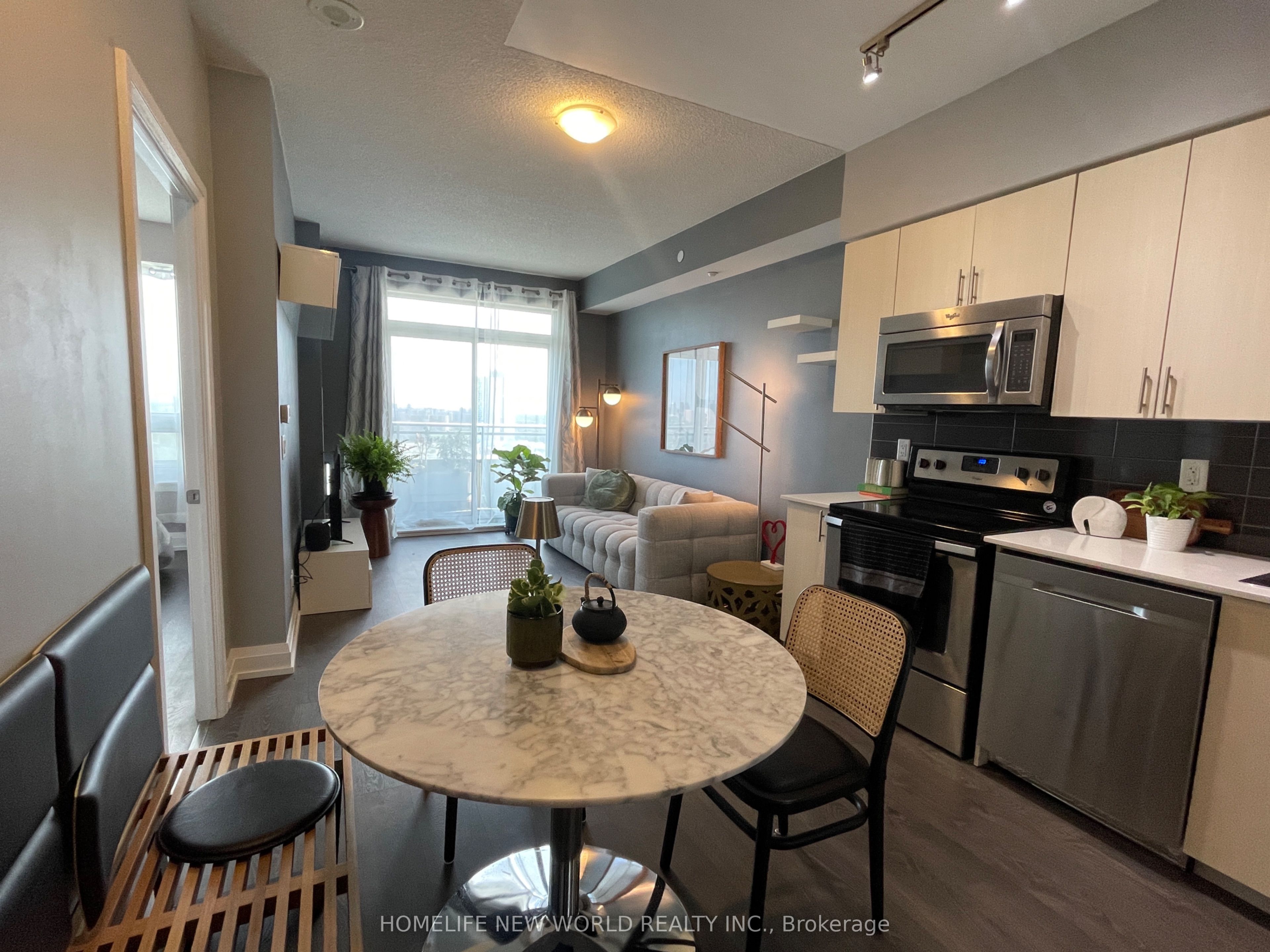 7890 Bathurst Street 1906, Vaughan, ON L4J 0J8 photo 2
