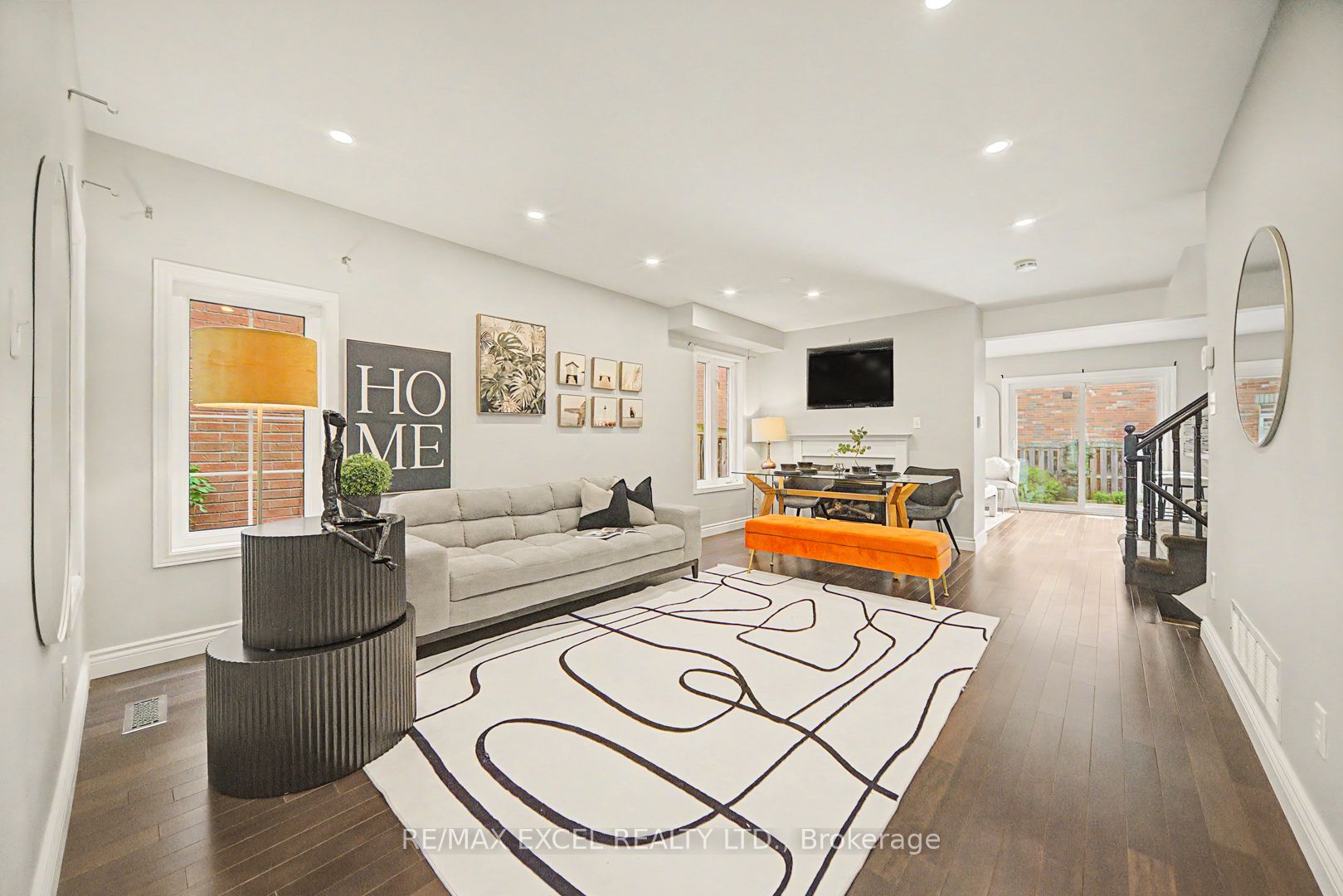 40 Outlook Terrace Drive, Markham, ON L6E 1J9 photo 3