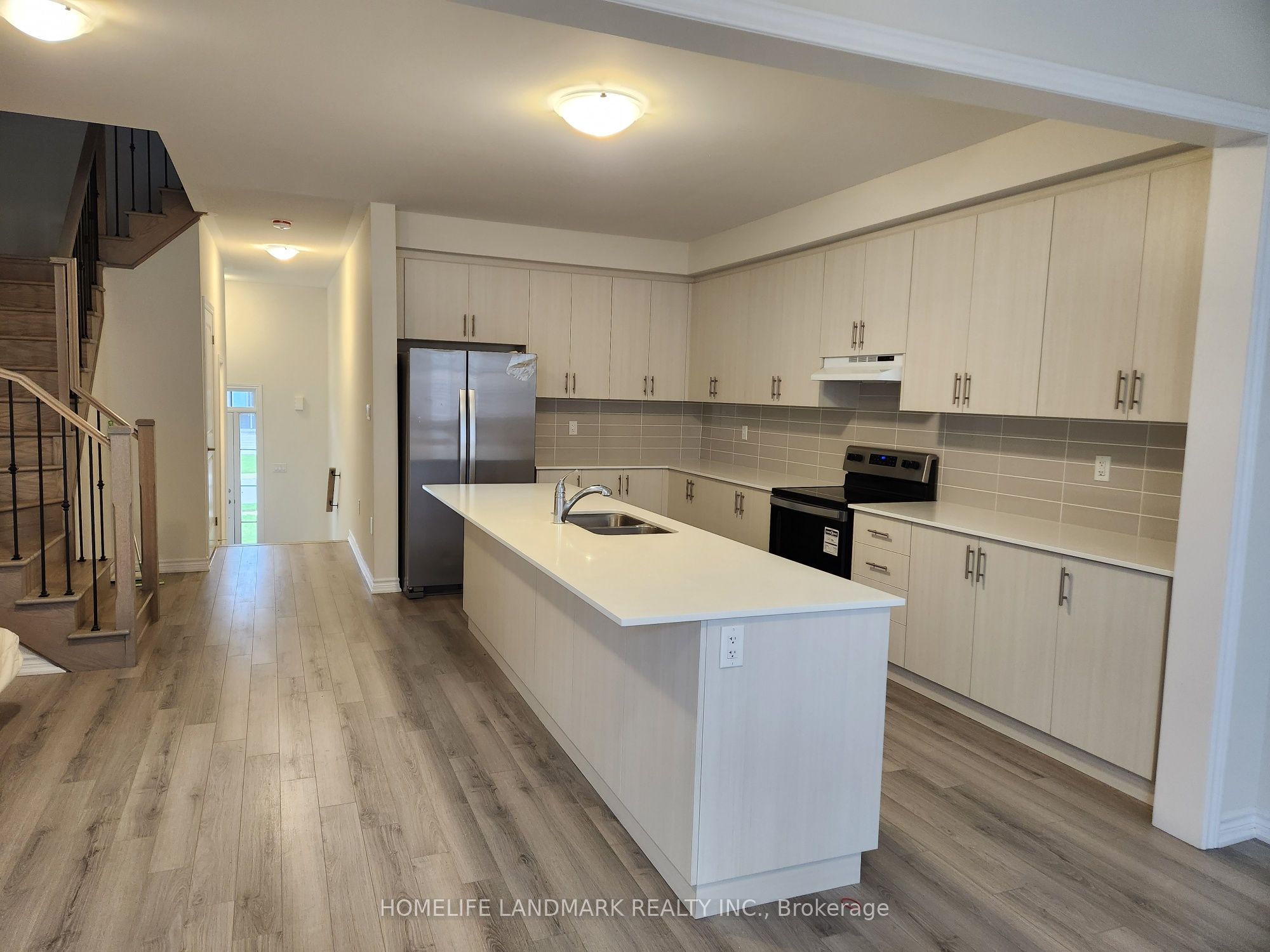 7 Viola Street, East Gwillimbury, ON L9N 0T6 photo 5