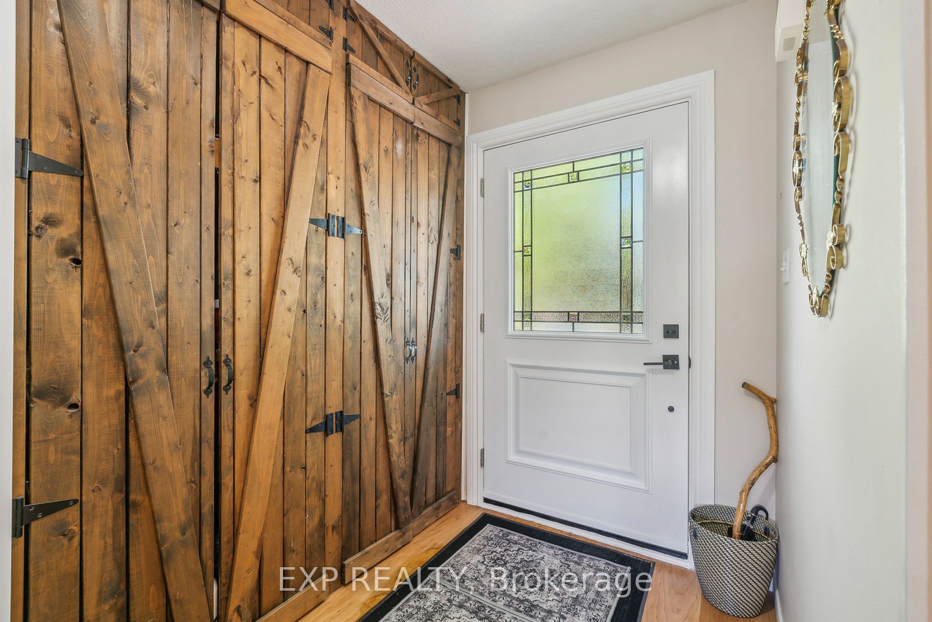 8245 Main Street, Adjala-Tosorontio, ON L0M 1M0 photo 3
