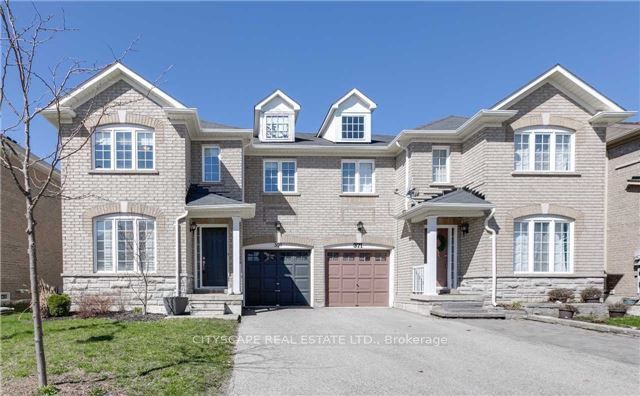 369 Kwapis Boulevard, Newmarket, ON L3X 3H1