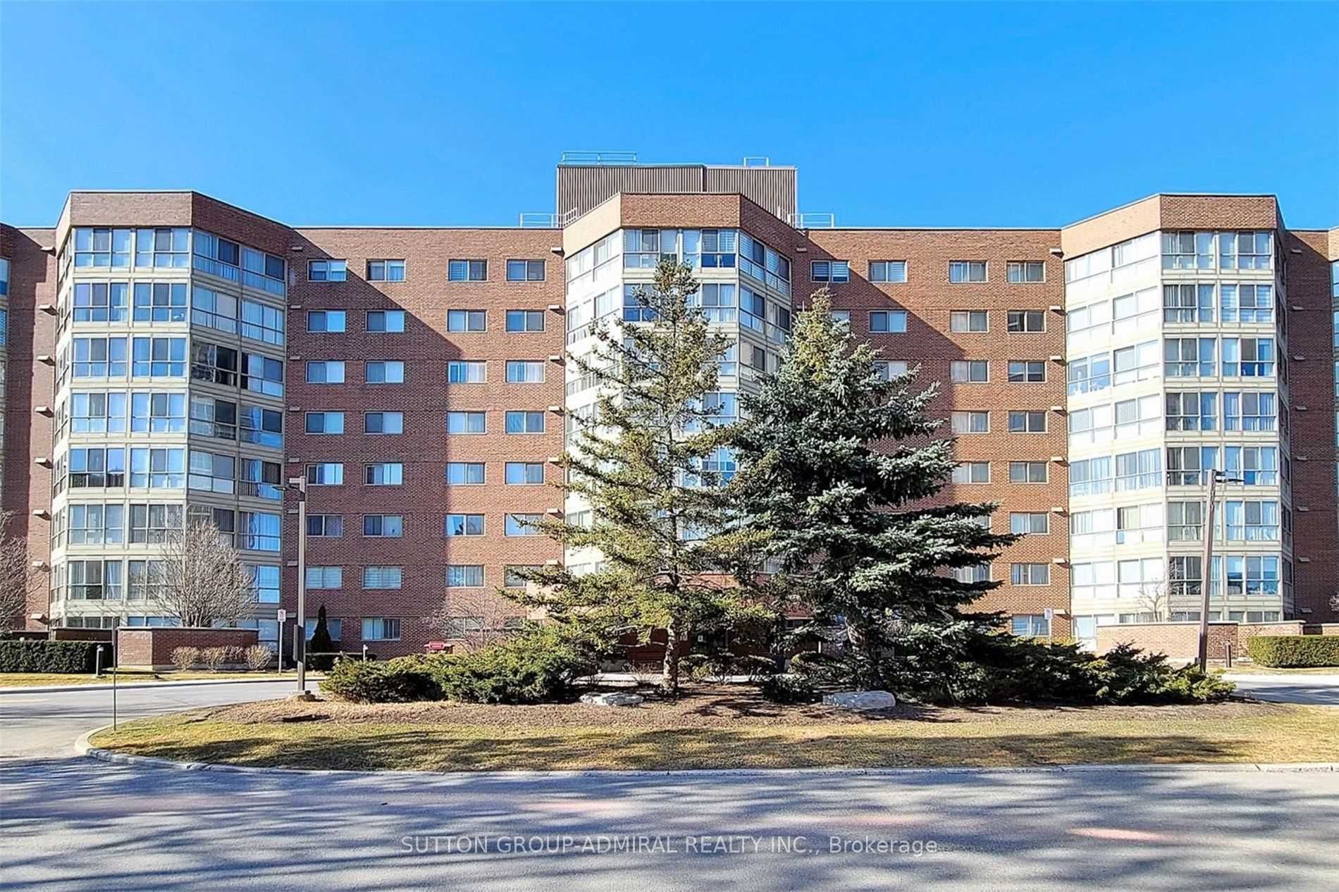 5 Weldrick Road W 208, Richmond Hill, ON L4C 8S9