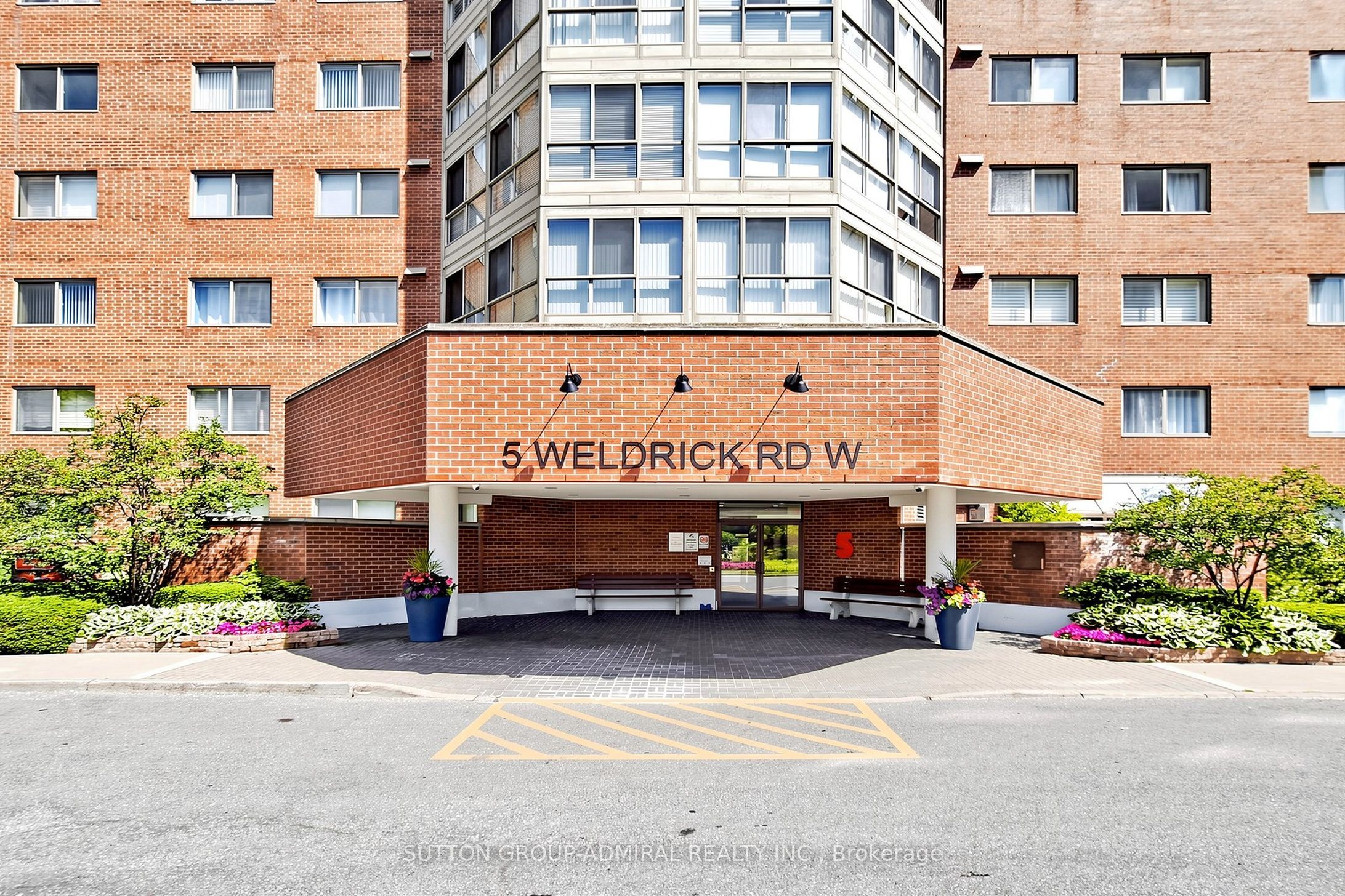 5 Weldrick Road W 208, Richmond Hill, ON L4C 8S9 photo 5