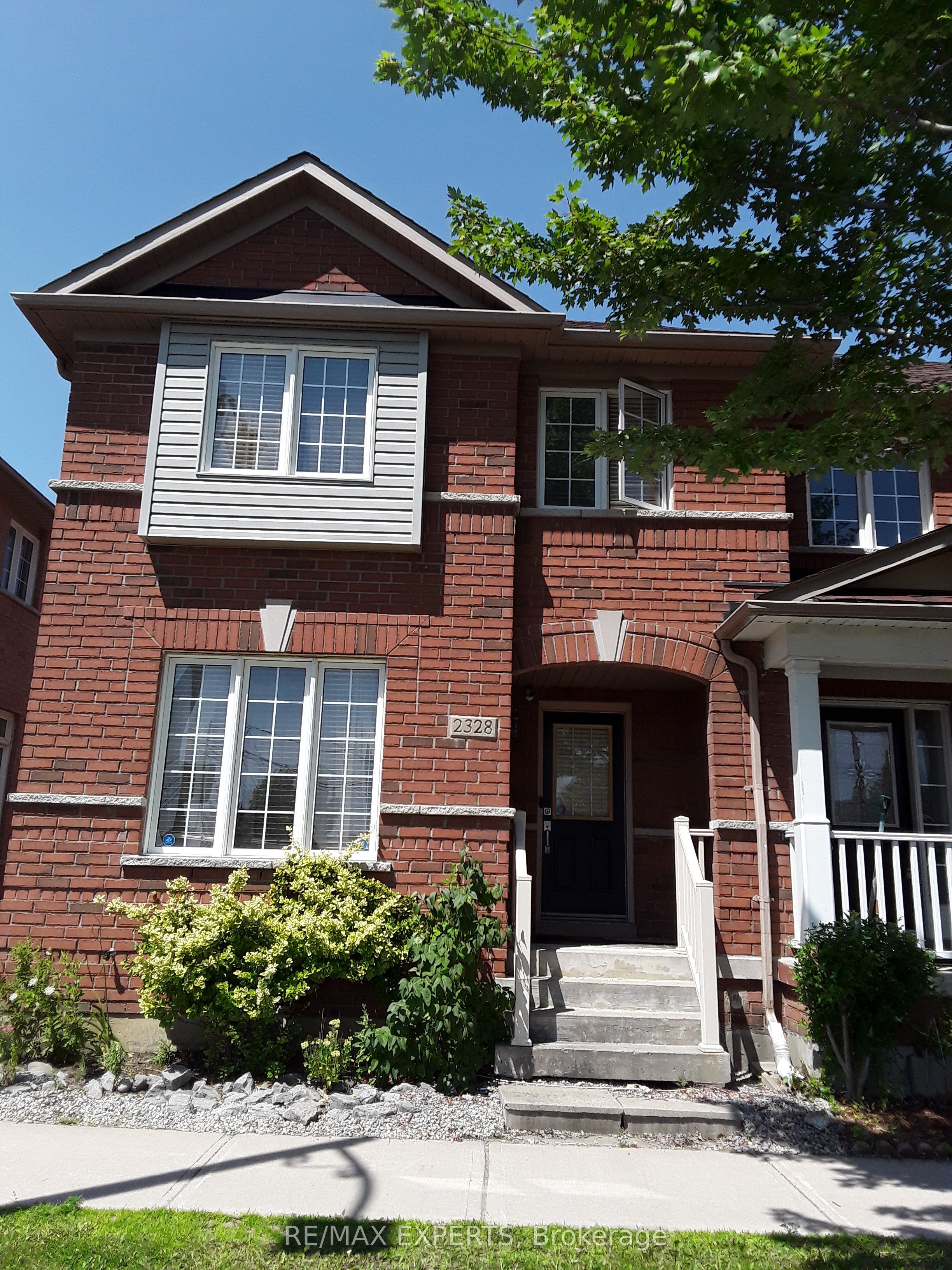 2328 Bur Oak Avenue, Markham, ON L6E 1L7