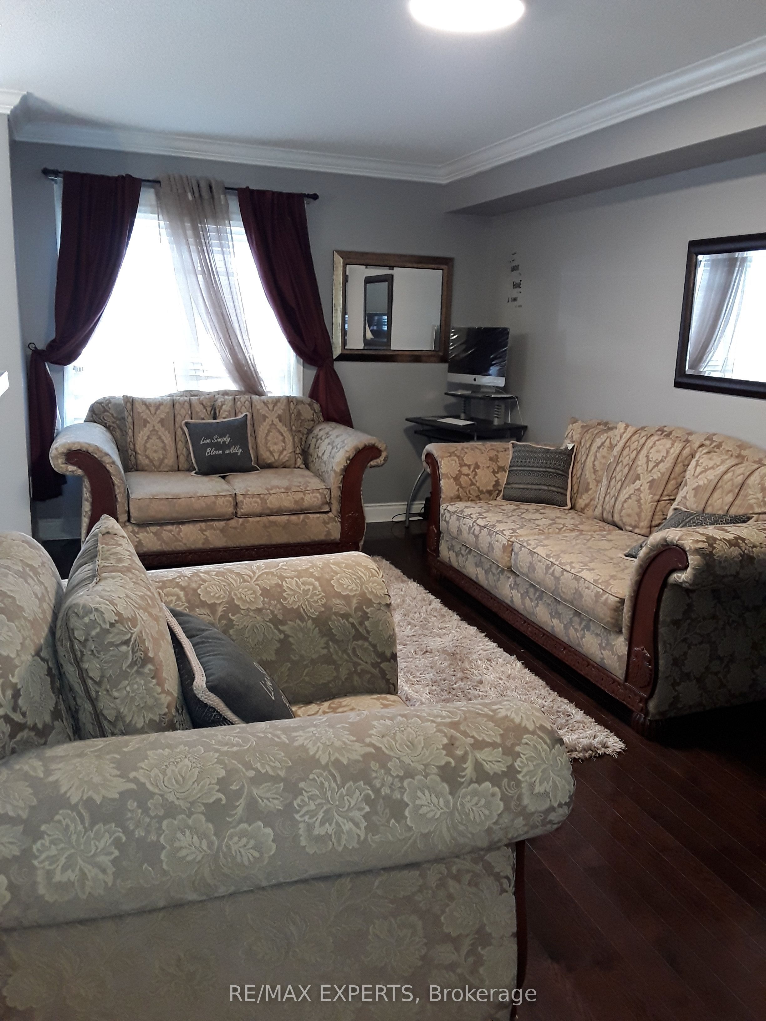 2328 Bur Oak Avenue, Markham, ON L6E 1L7 photo 3