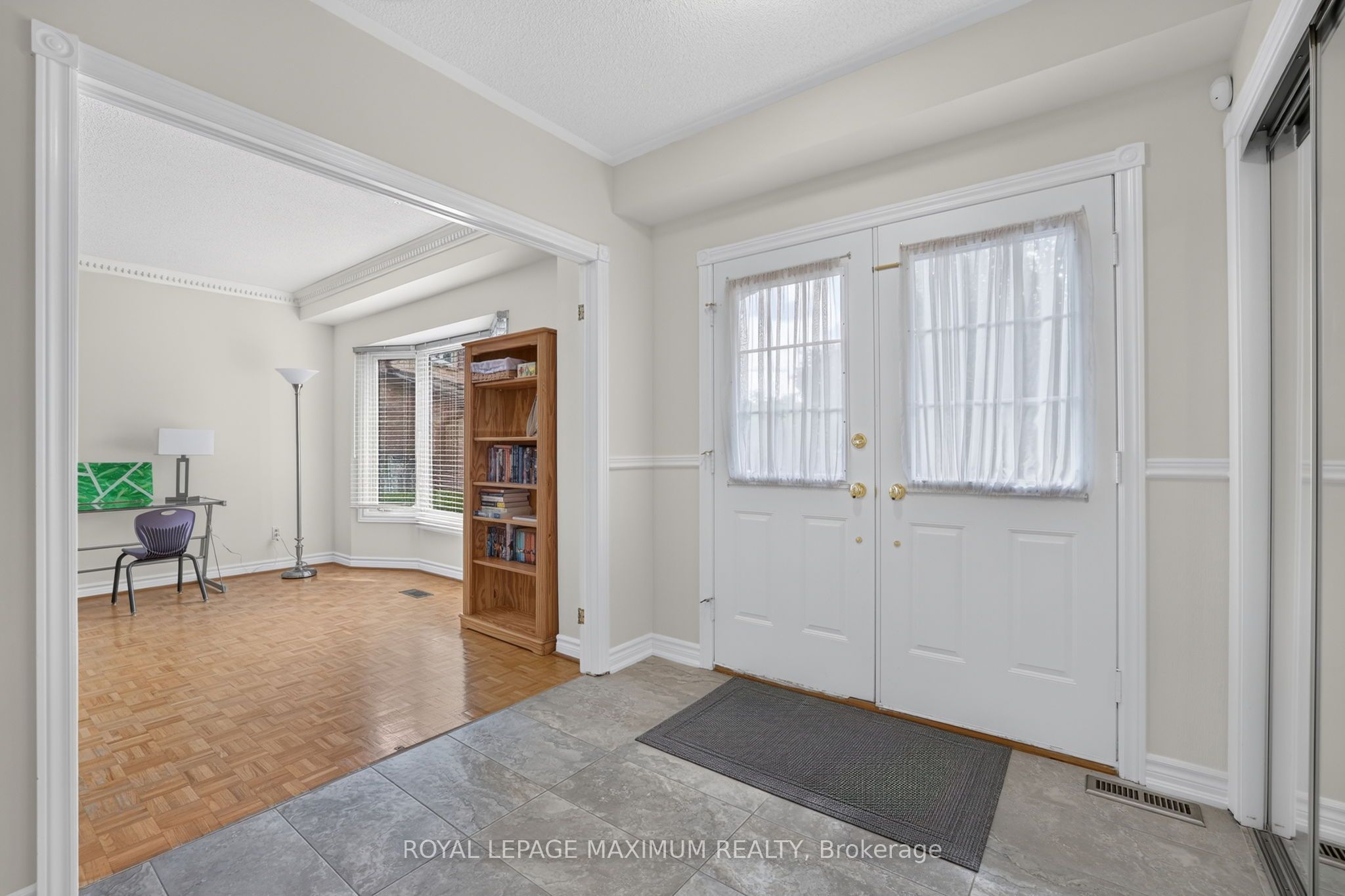 33 Whitburn Crescent, Vaughan, ON L6A 1M7 photo 5
