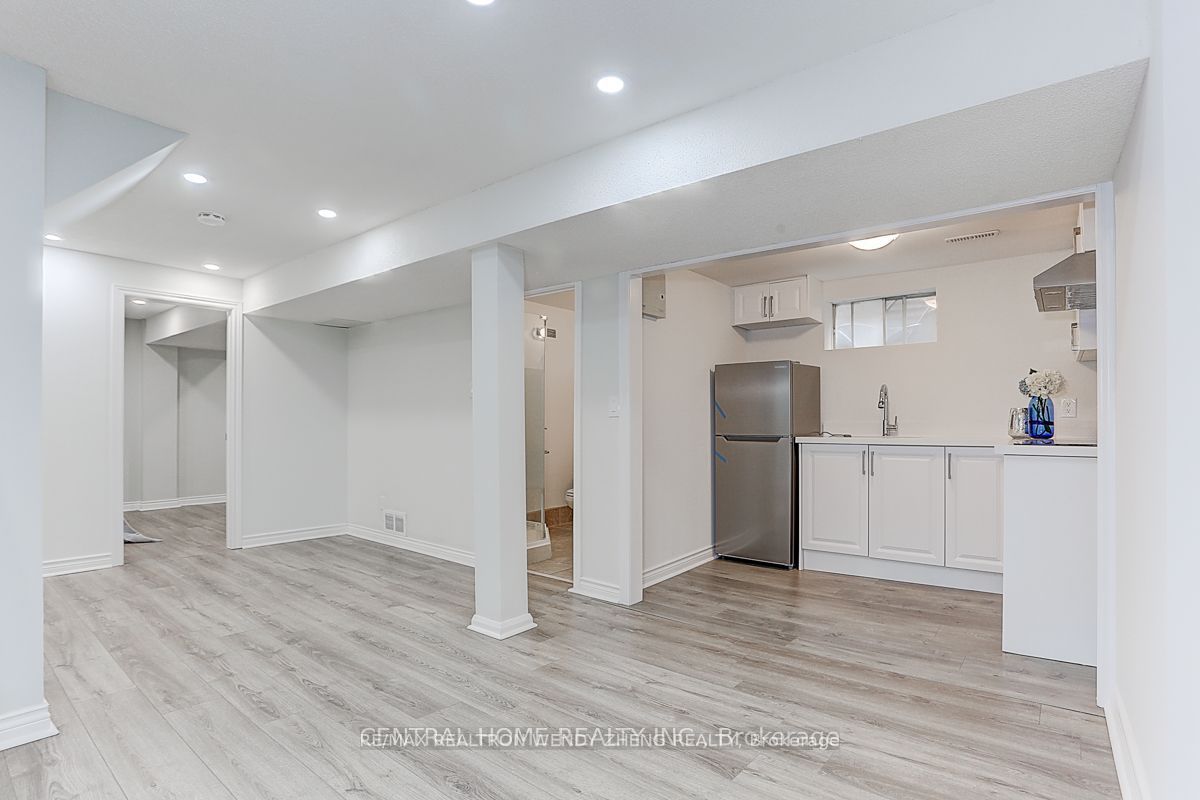 12 WOOLEN MILL Road Bsmt, Markham, ON L3P 6X4 photo 5