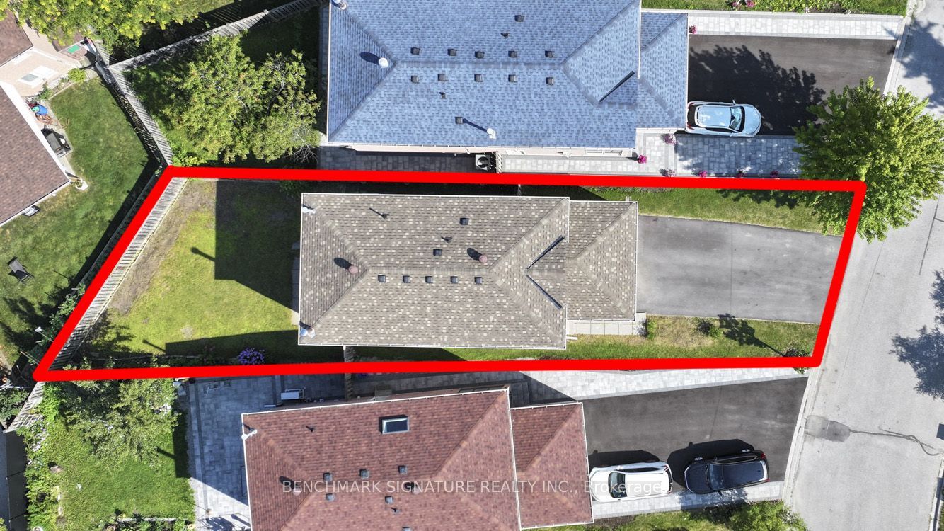 102 Harness Circle, Markham, ON L3S 1X6 photo 4
