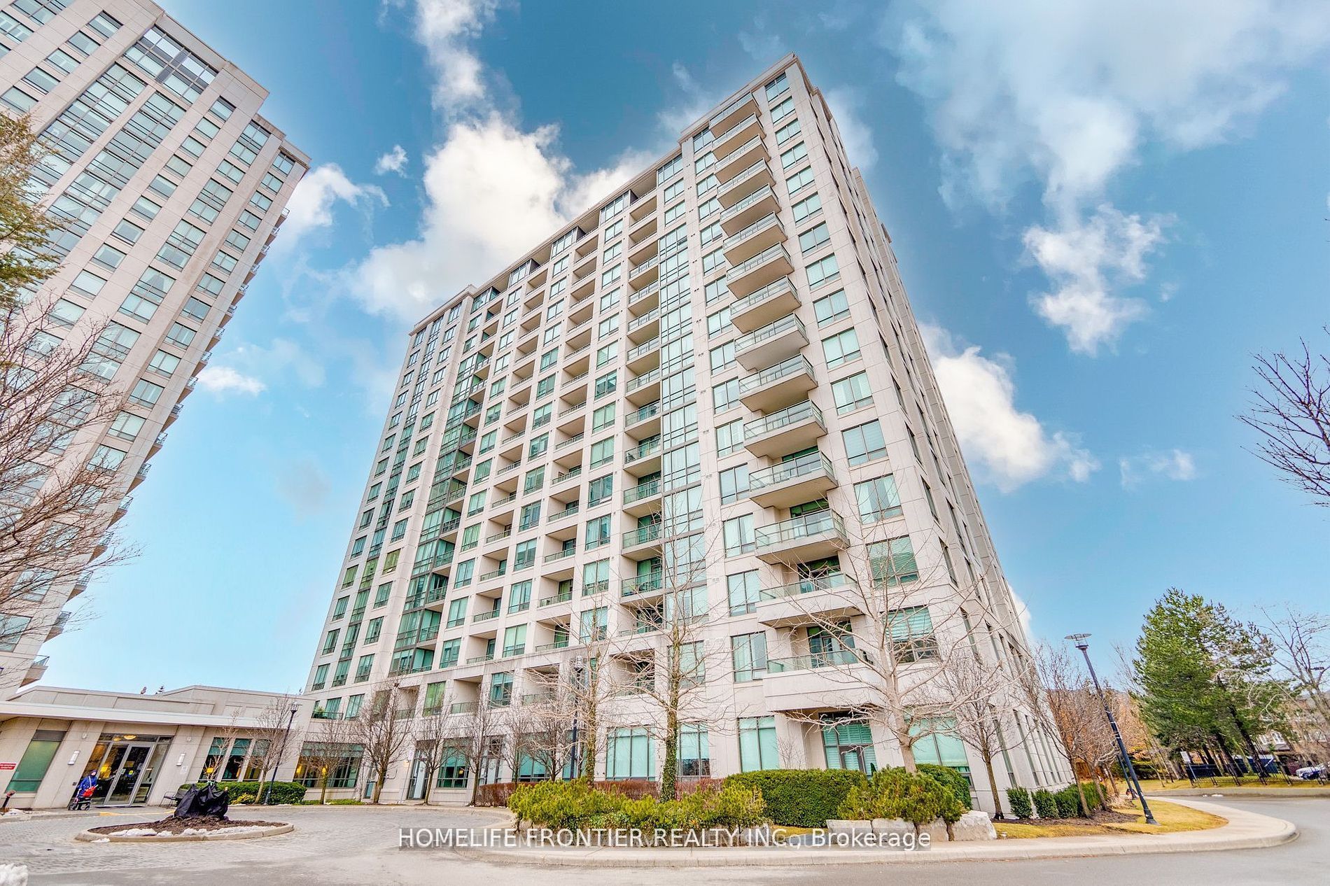 100 Promenade Circle 1111, Vaughan, ON L4J 7W7