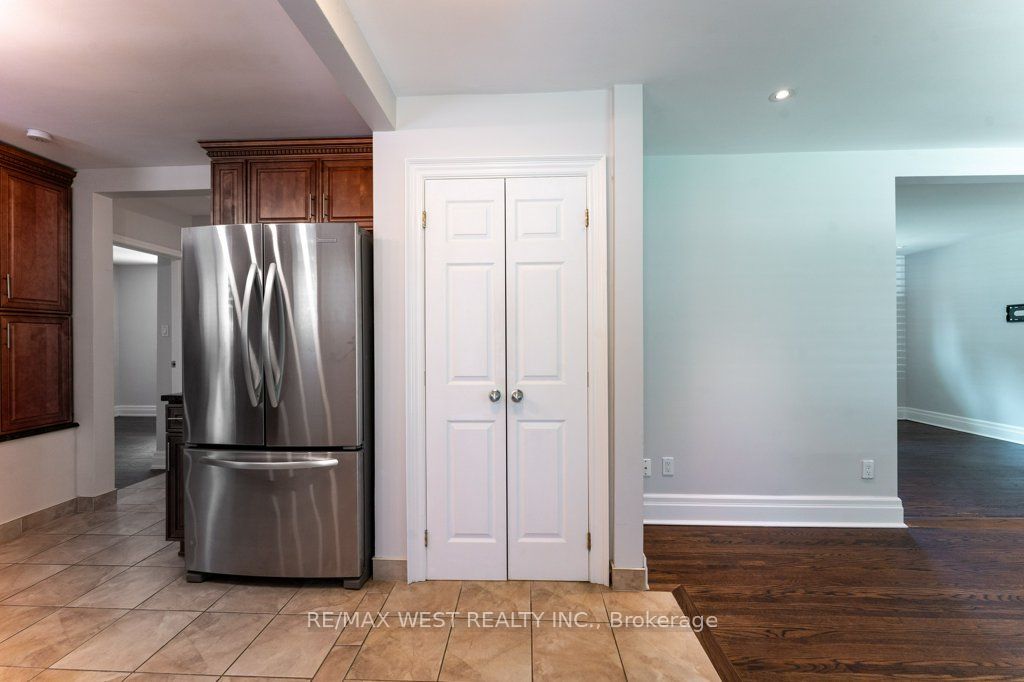 67 Garage May Avenue, East Gwillimbury, ON L0G 1V0 photo 3