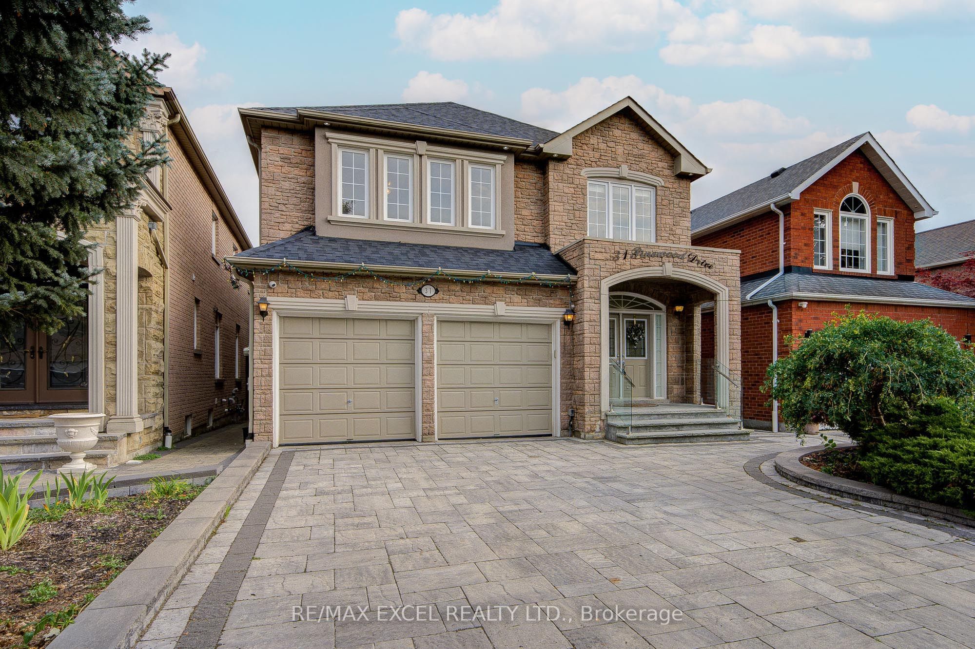 31 Pinewood Drive, Vaughan, ON L4J 5P4 photo 4