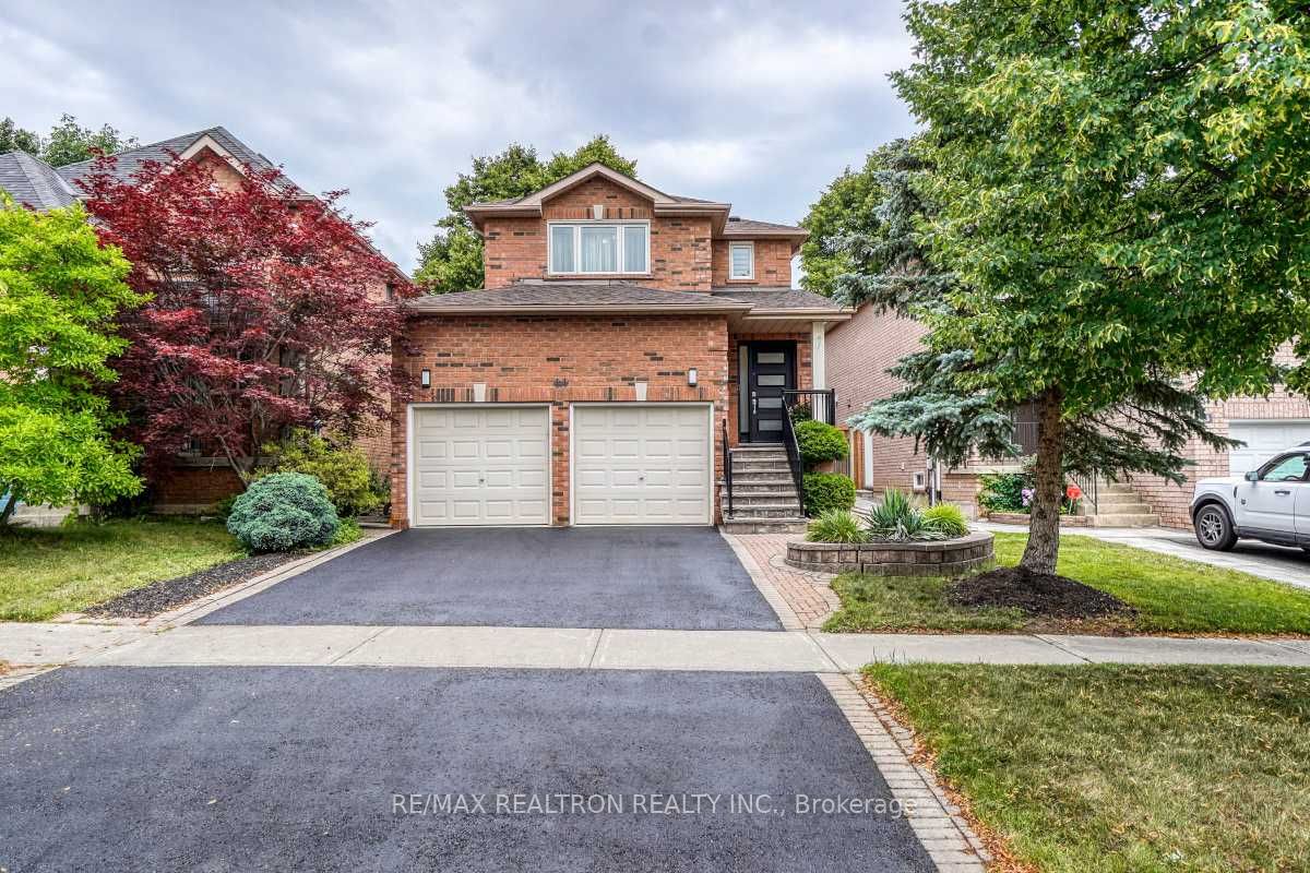 44 Salt Creek Avenue, Richmond Hill, ON L4S 1P7