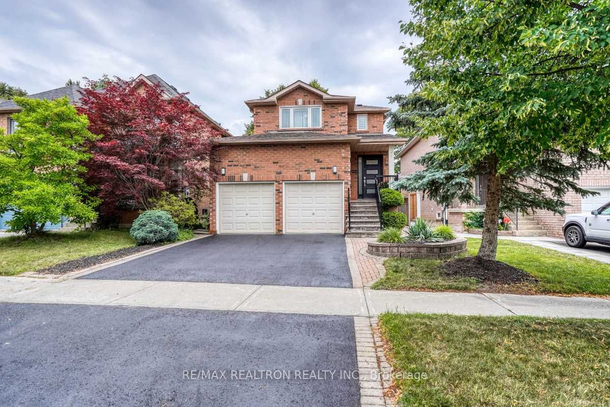 44 Salt Creek Avenue, Richmond Hill, ON L4S 1P7 photo 2