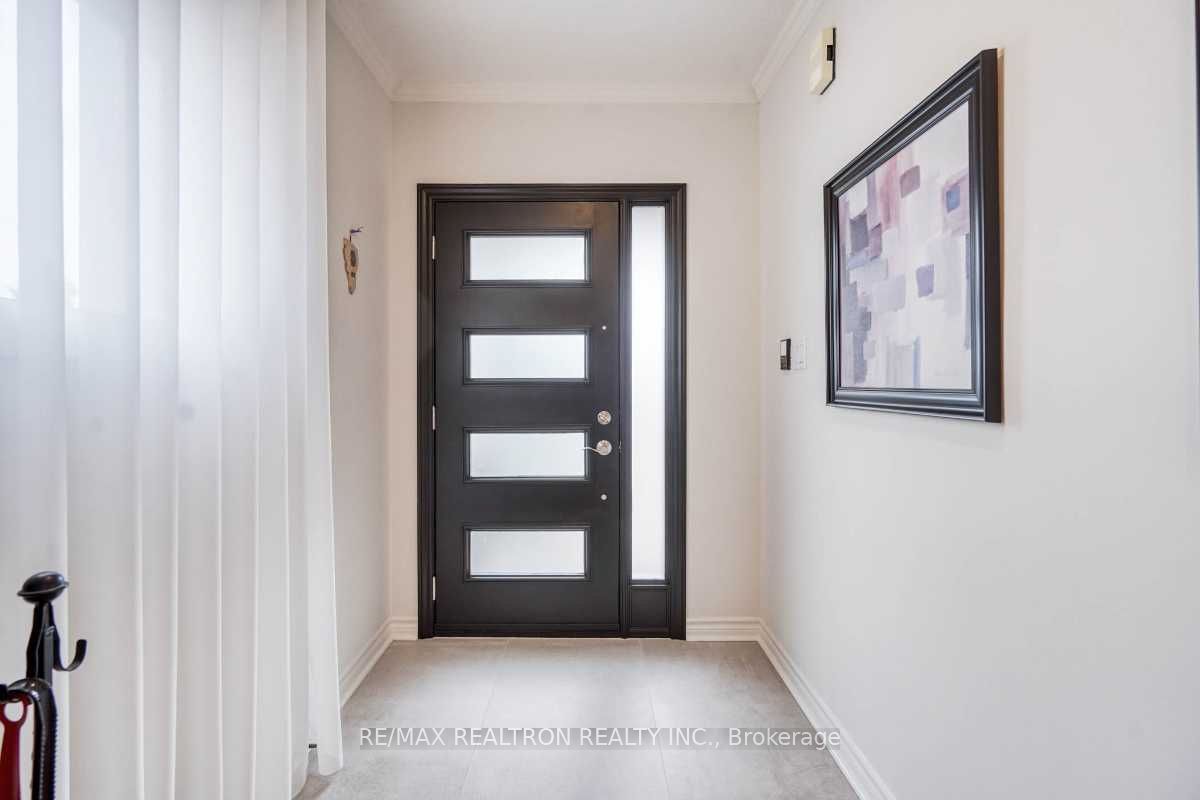 44 Salt Creek Avenue, Richmond Hill, ON L4S 1P7 photo 4