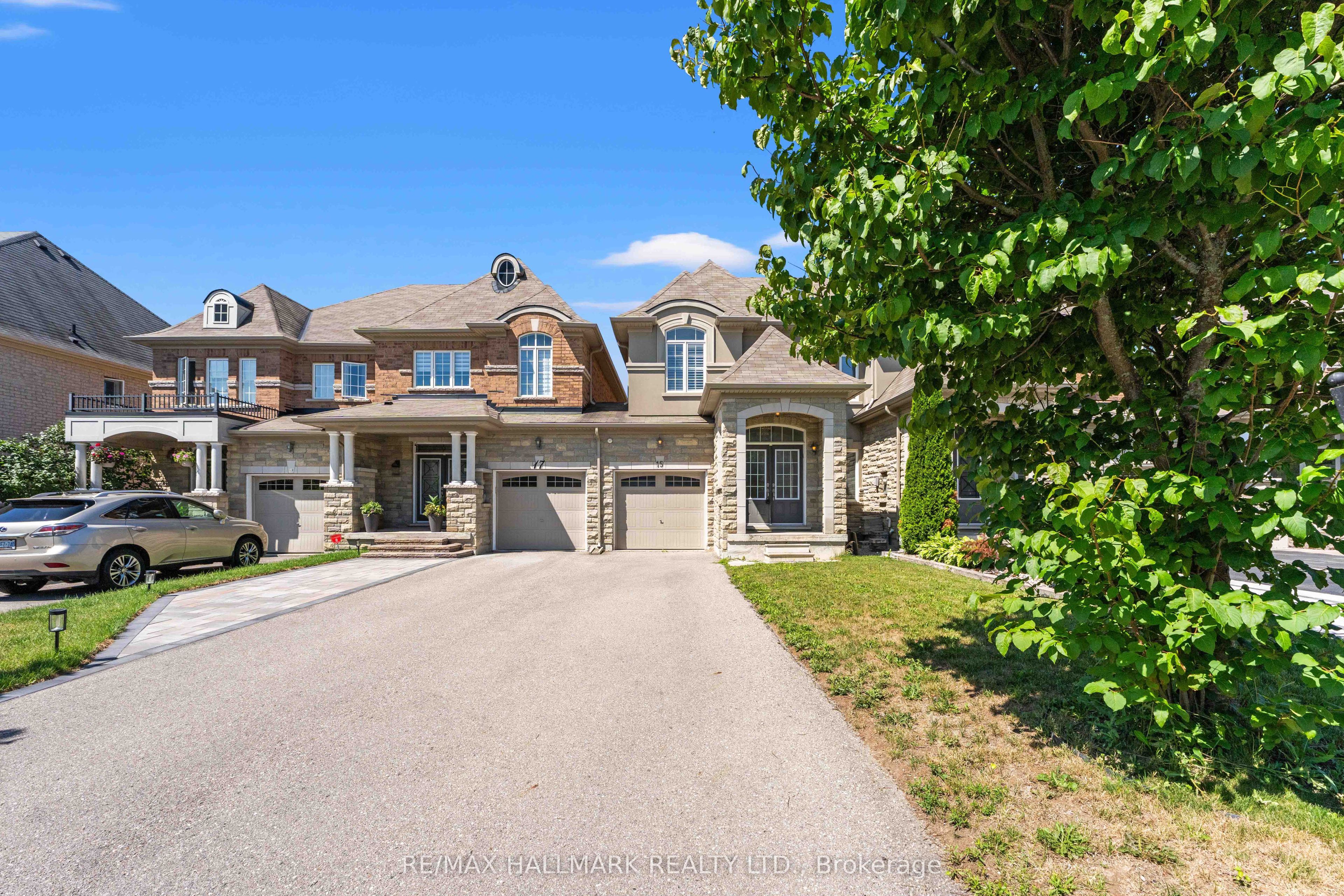 15 Gamble Glen Crescent, Richmond Hill, ON L4S 2T3 photo 5