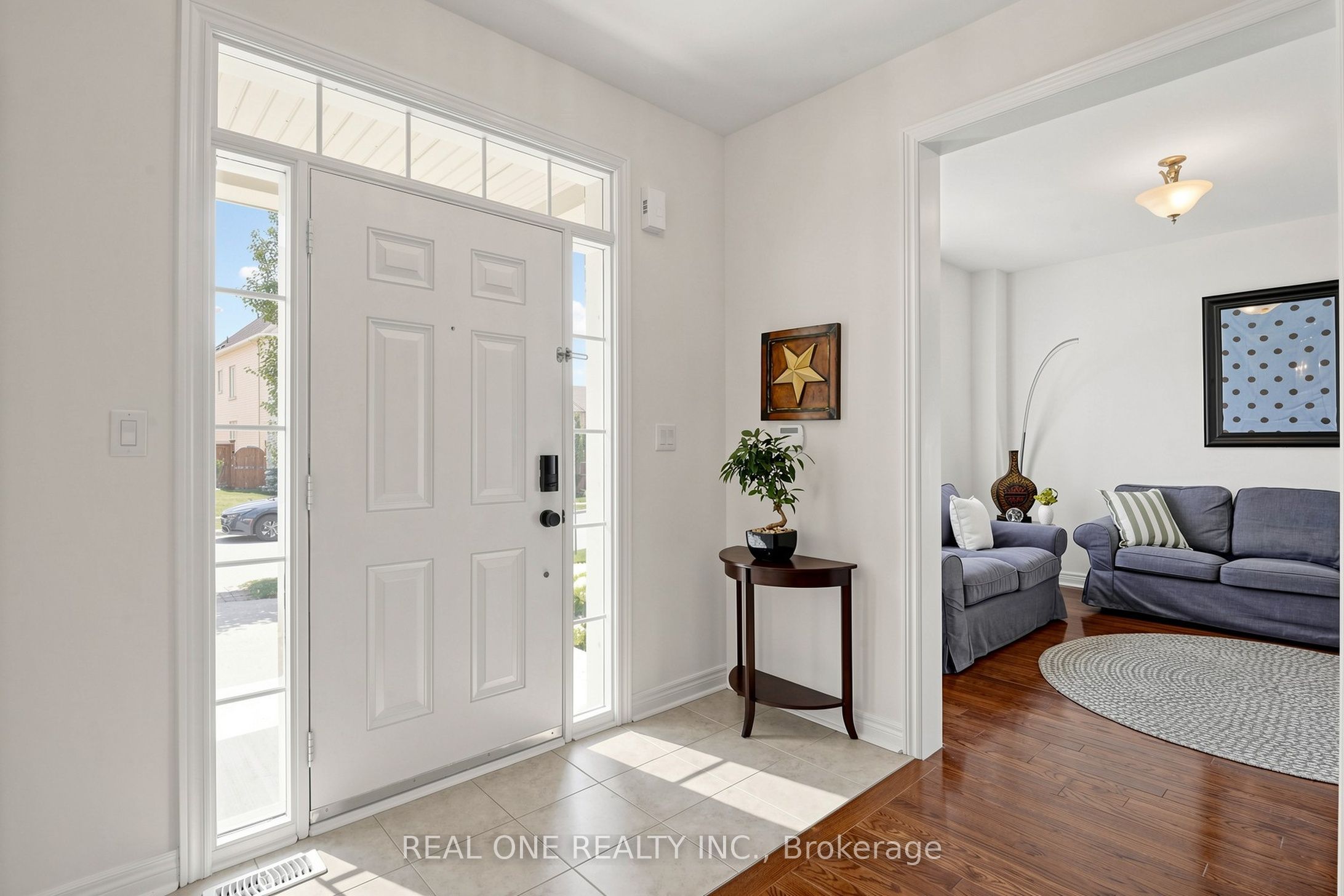 8 Lebarr Road, Markham, ON L6C 0J3 photo 3