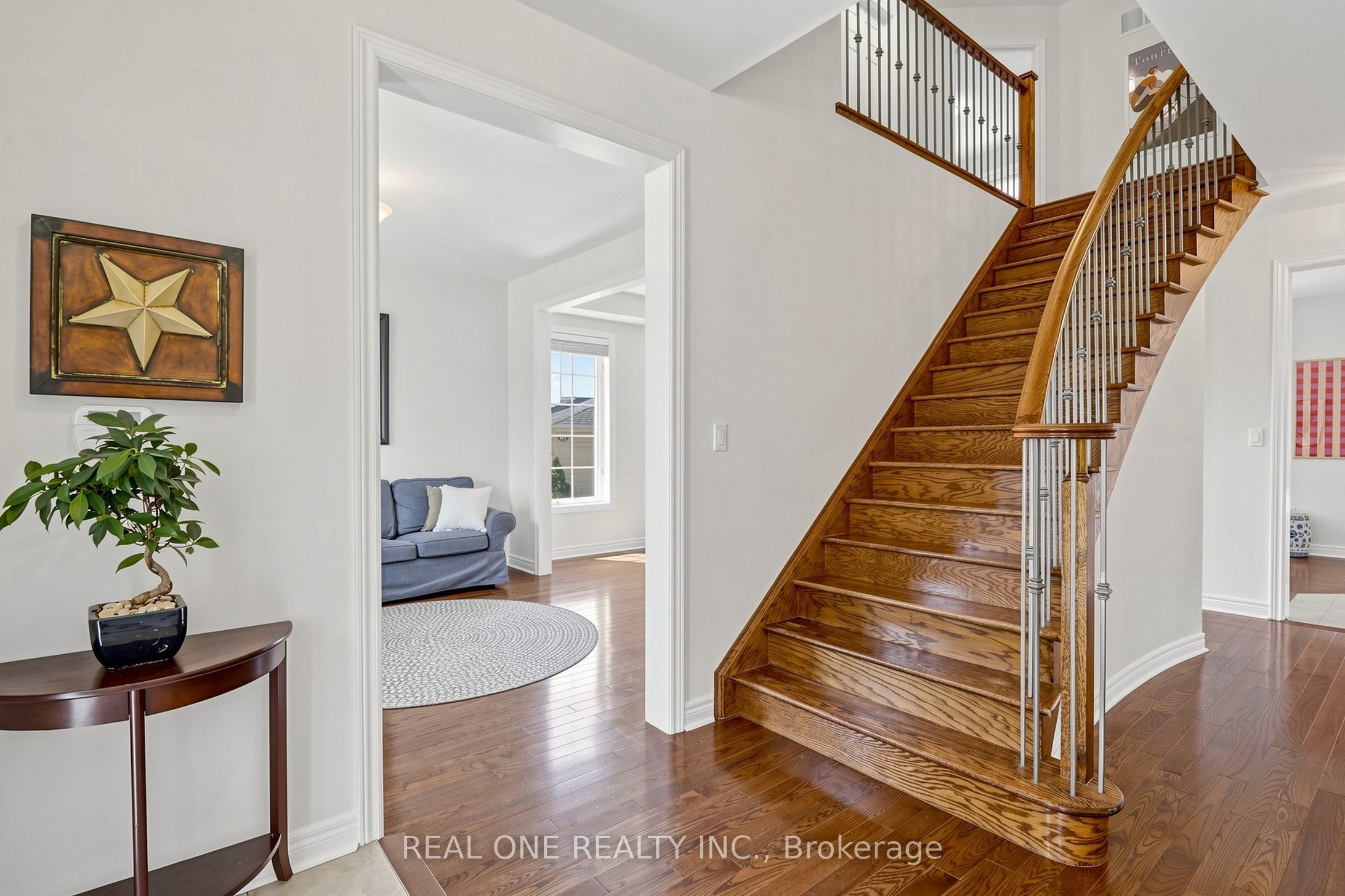 8 Lebarr Road, Markham, ON L6C 0J3 photo 4