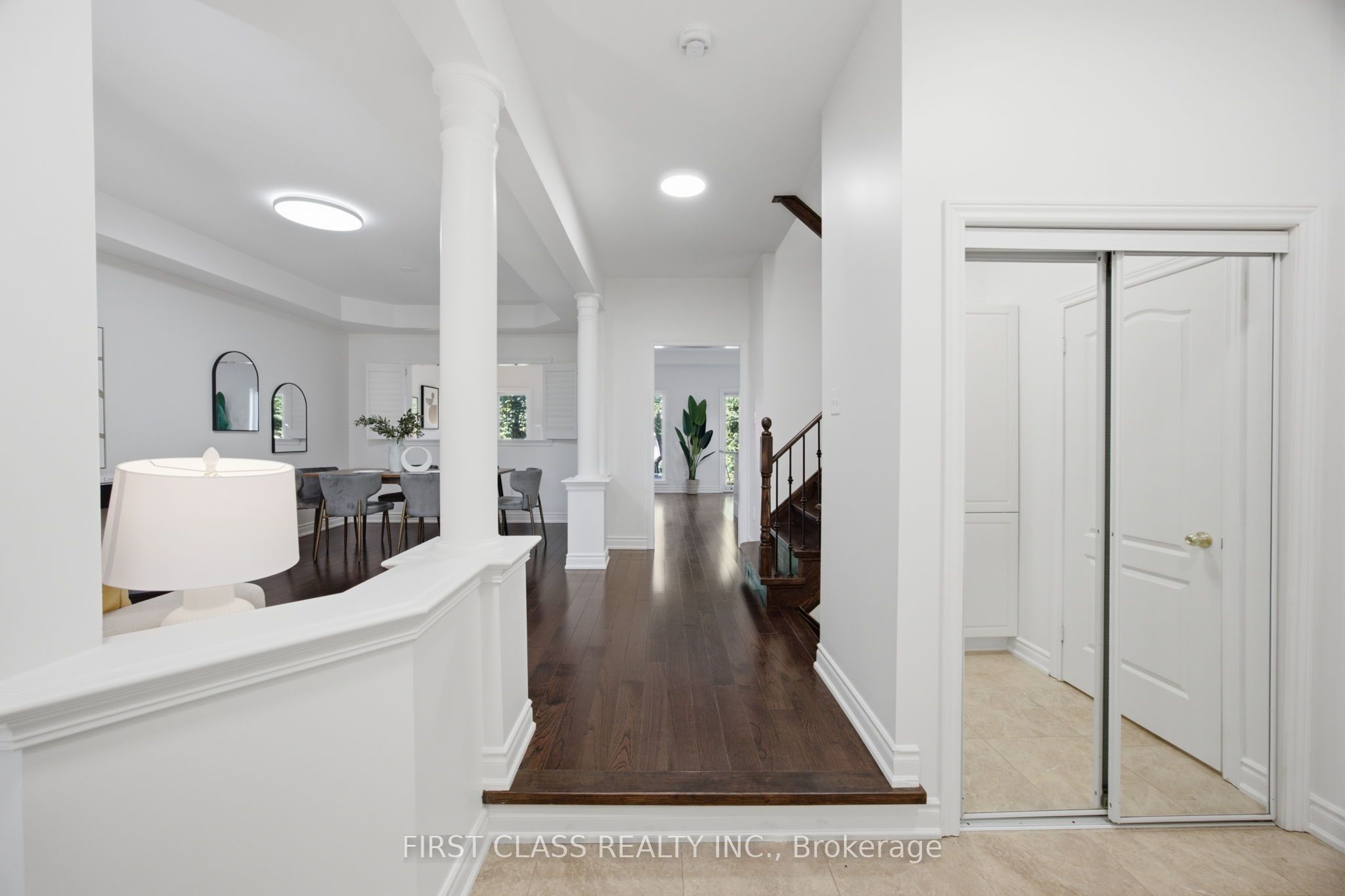 99 Nottingham Drive, Richmond Hill, ON L4S 2A1 photo 4