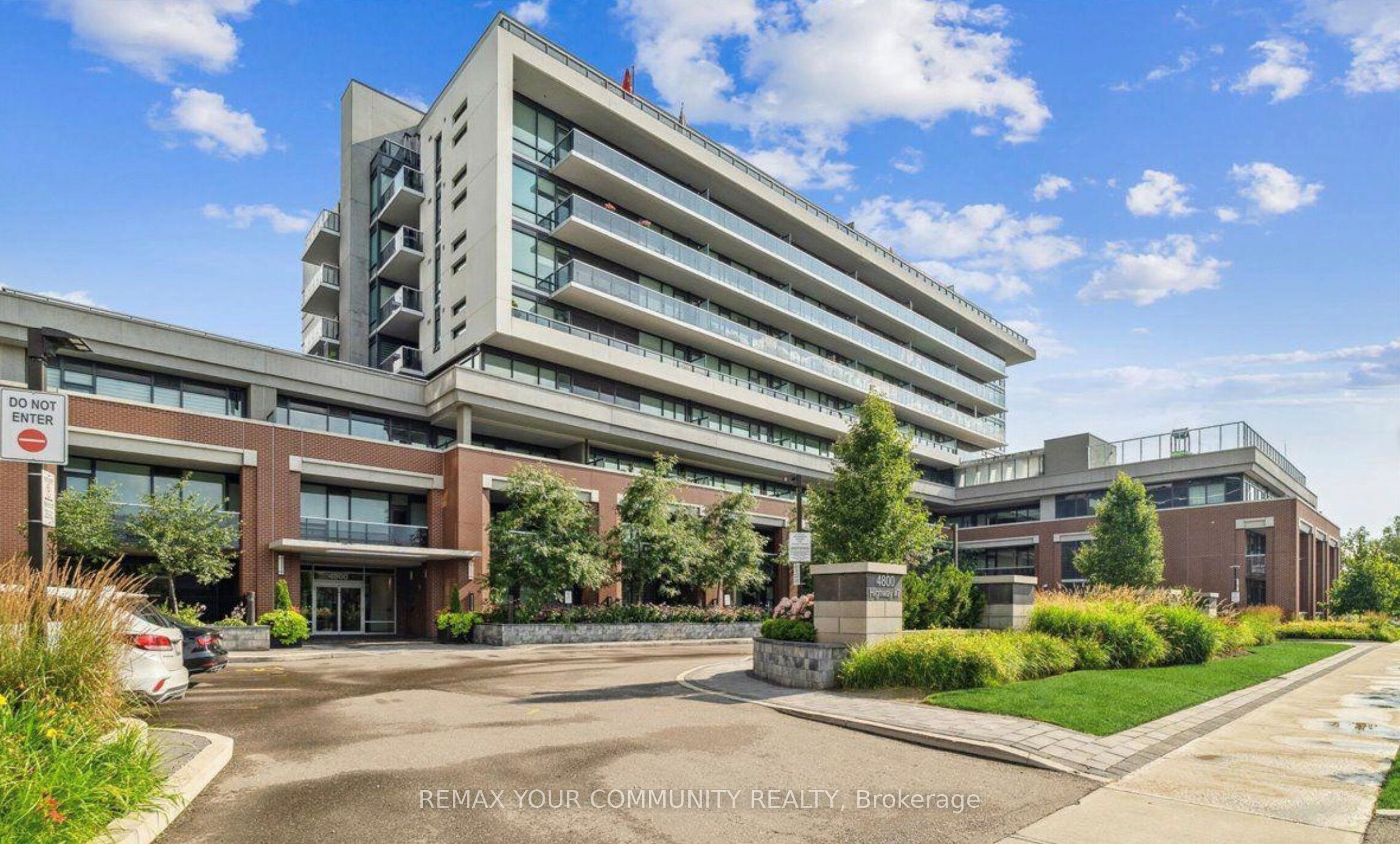 4800 Highway 7 N/A 802, Vaughan, ON L4L 1H8