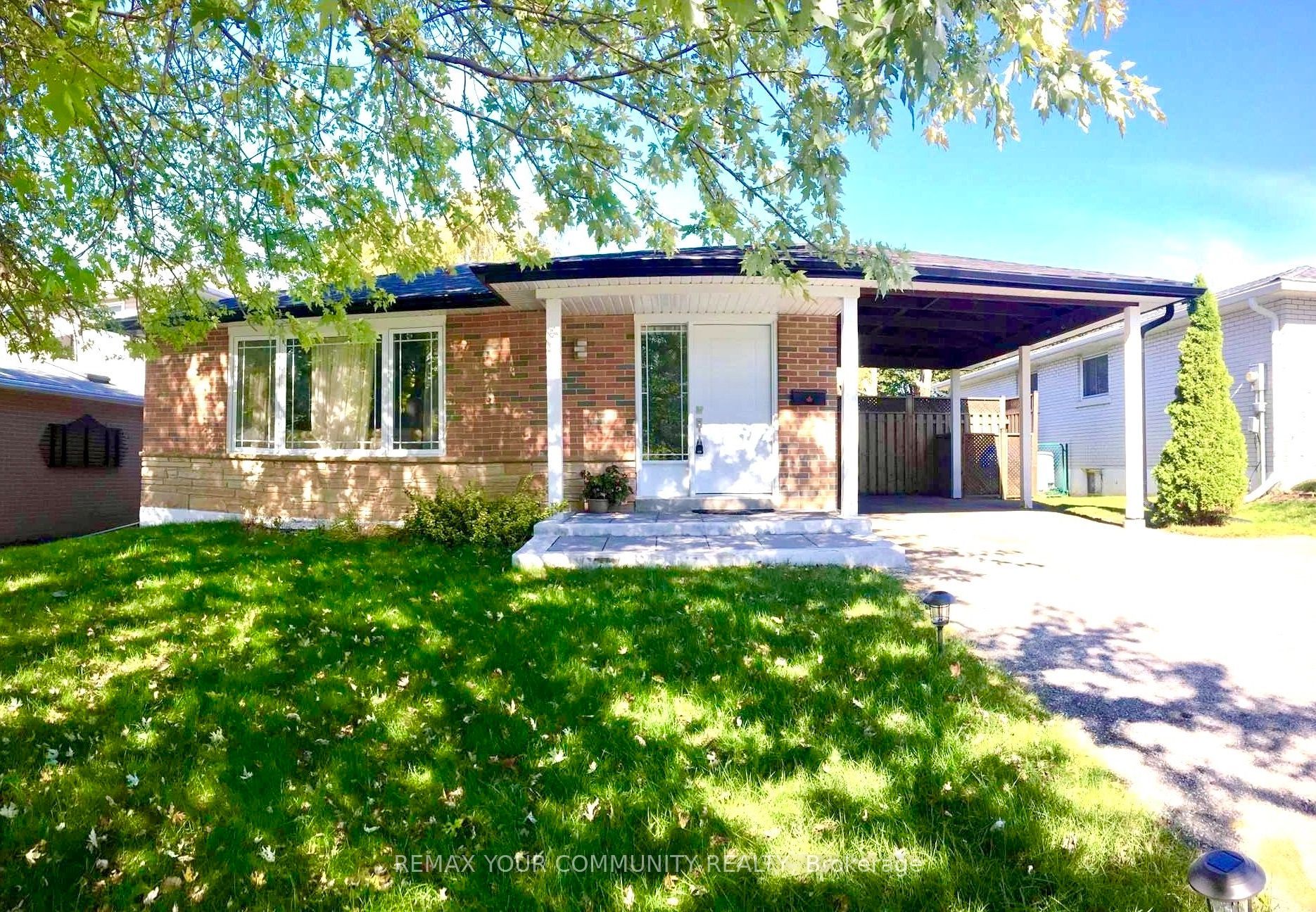 973 Wildwood Drive BSMT, Newmarket, ON L3Y 2B4