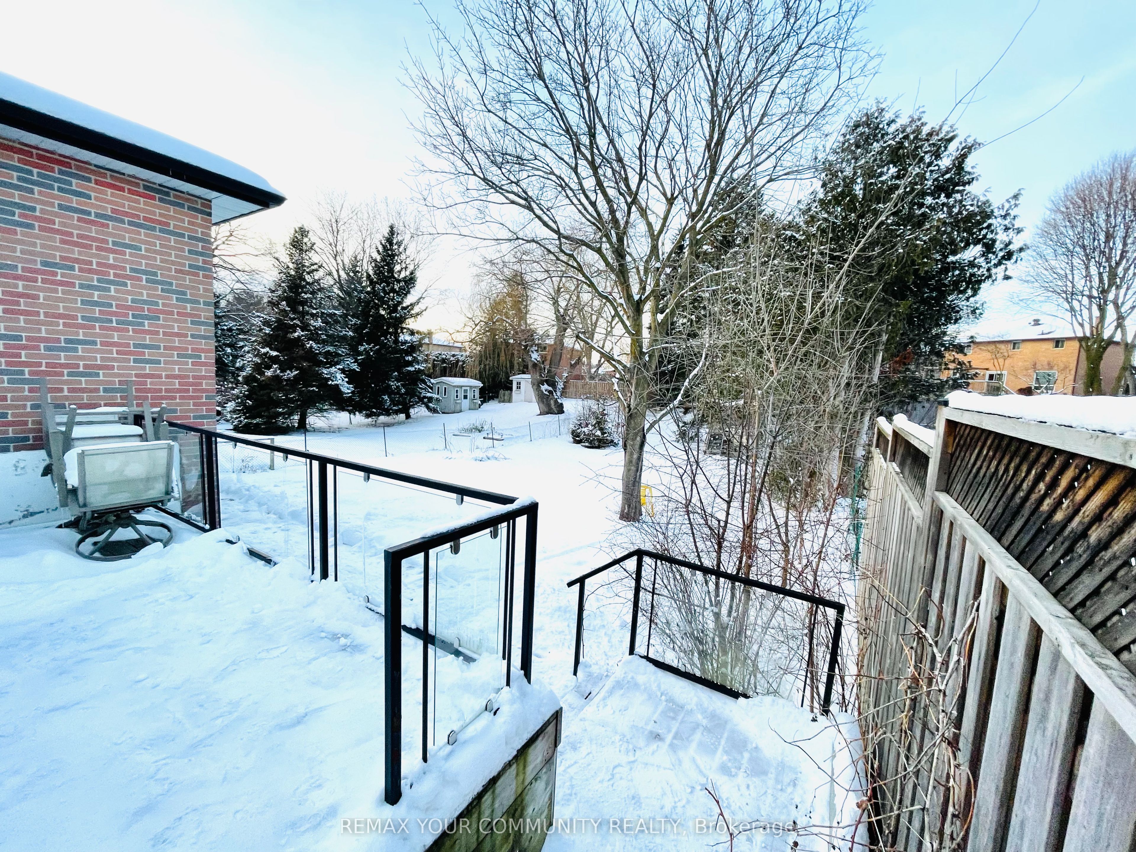 973 Wildwood Drive BSMT, Newmarket, ON L3Y 2B4 photo 2