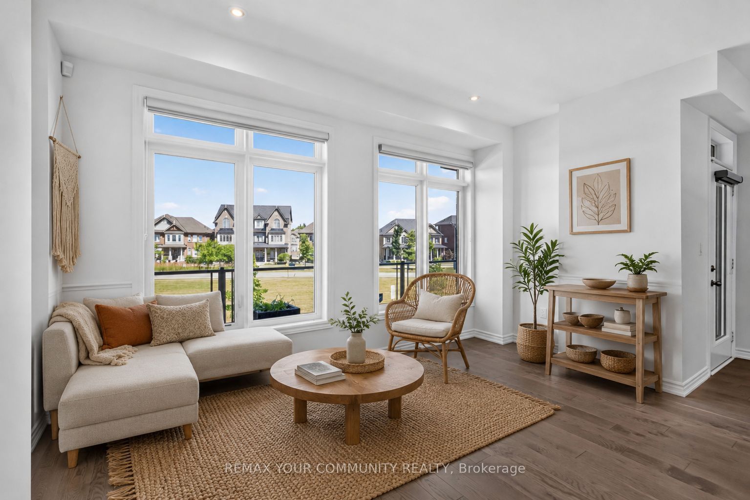 92 Holyrood Crescent, Vaughan, ON L4H 5G2 photo 4