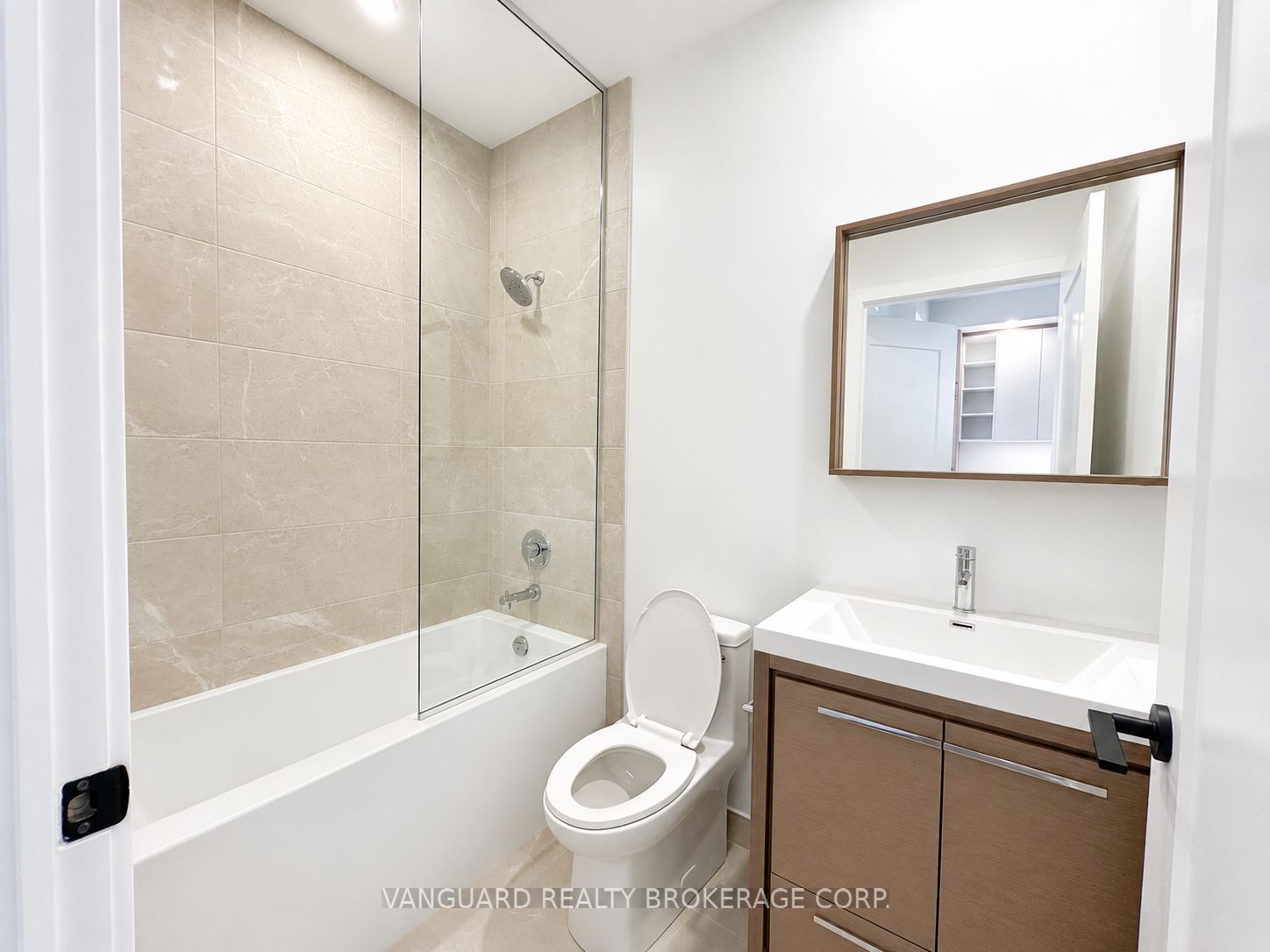 5 Meadowdale Road 411, Vaughan, ON L4K 0C7 photo 5