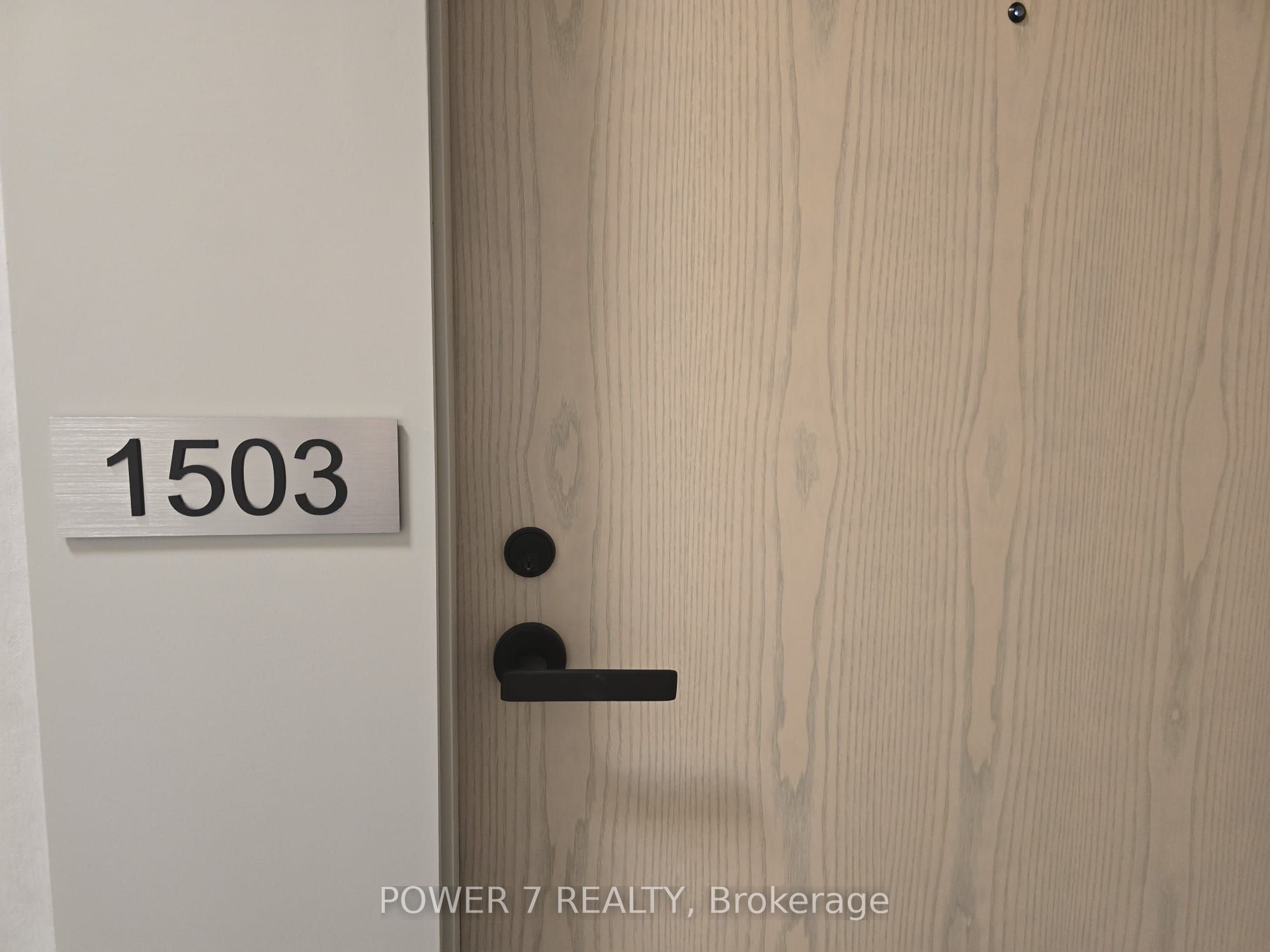 28 Interchange Way 1503, Vaughan, ON L4K 0P8 photo 2